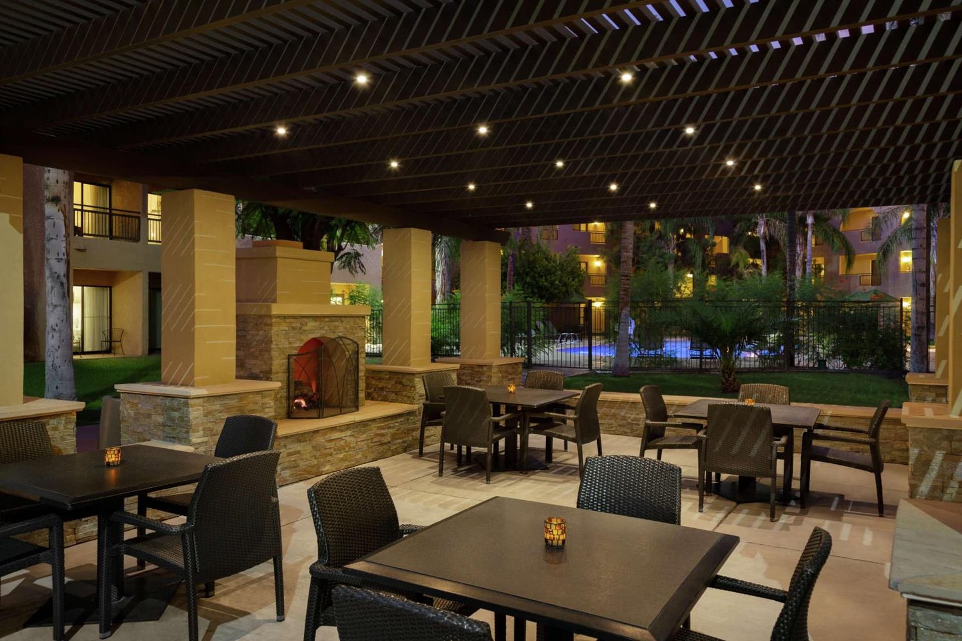 Embassy Suites by Hilton Phoenix Tempe gallery photo in Tempe, AZ — image 30