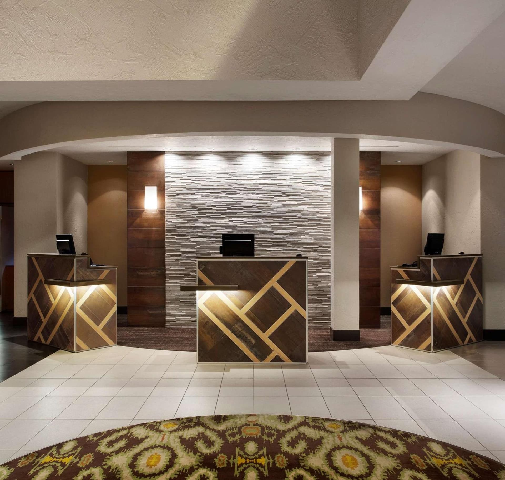 Embassy Suites by Hilton Phoenix Tempe gallery photo in Tempe, AZ — image 21