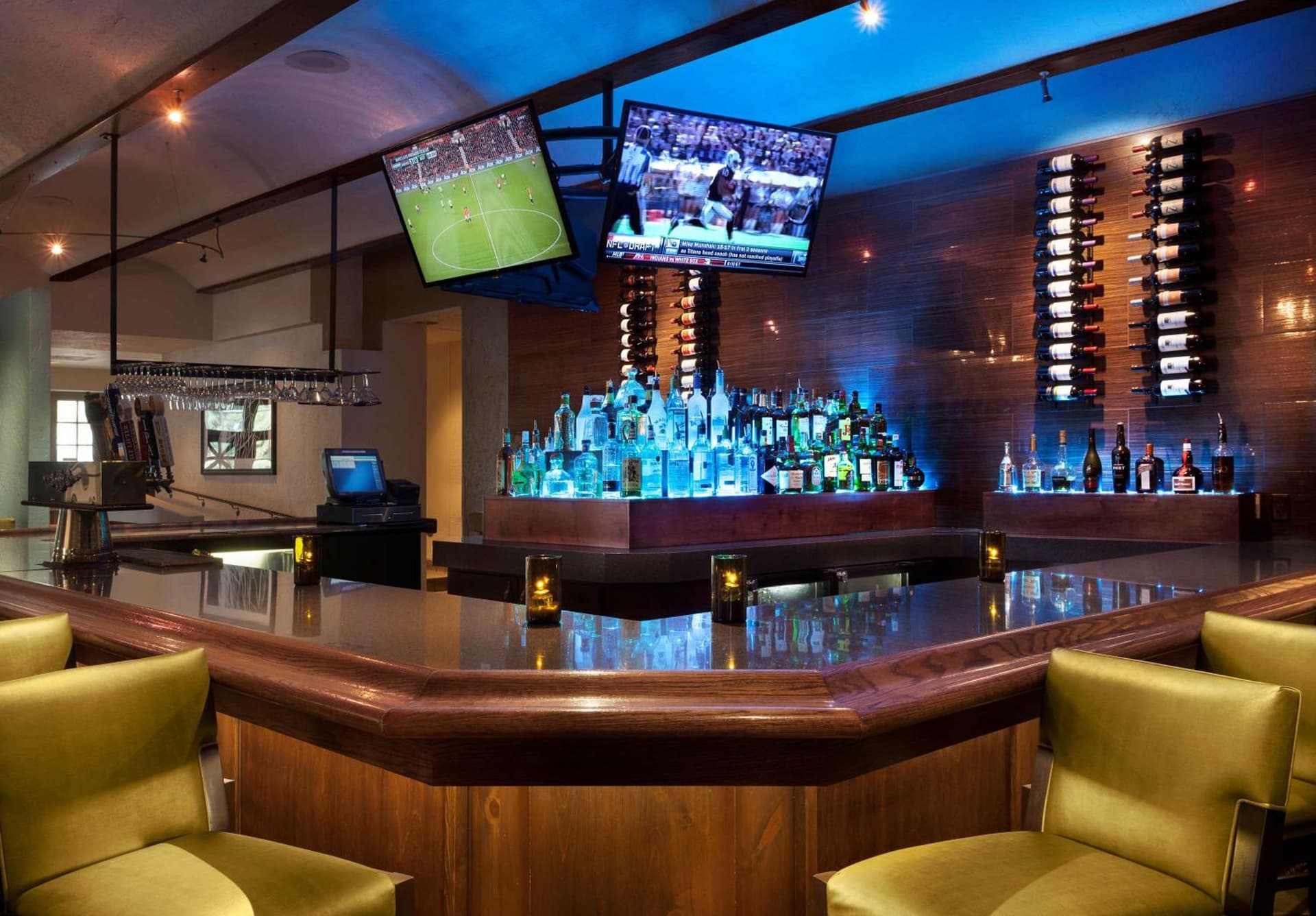 Embassy Suites by Hilton Phoenix Tempe gallery photo in Tempe, AZ — image 23