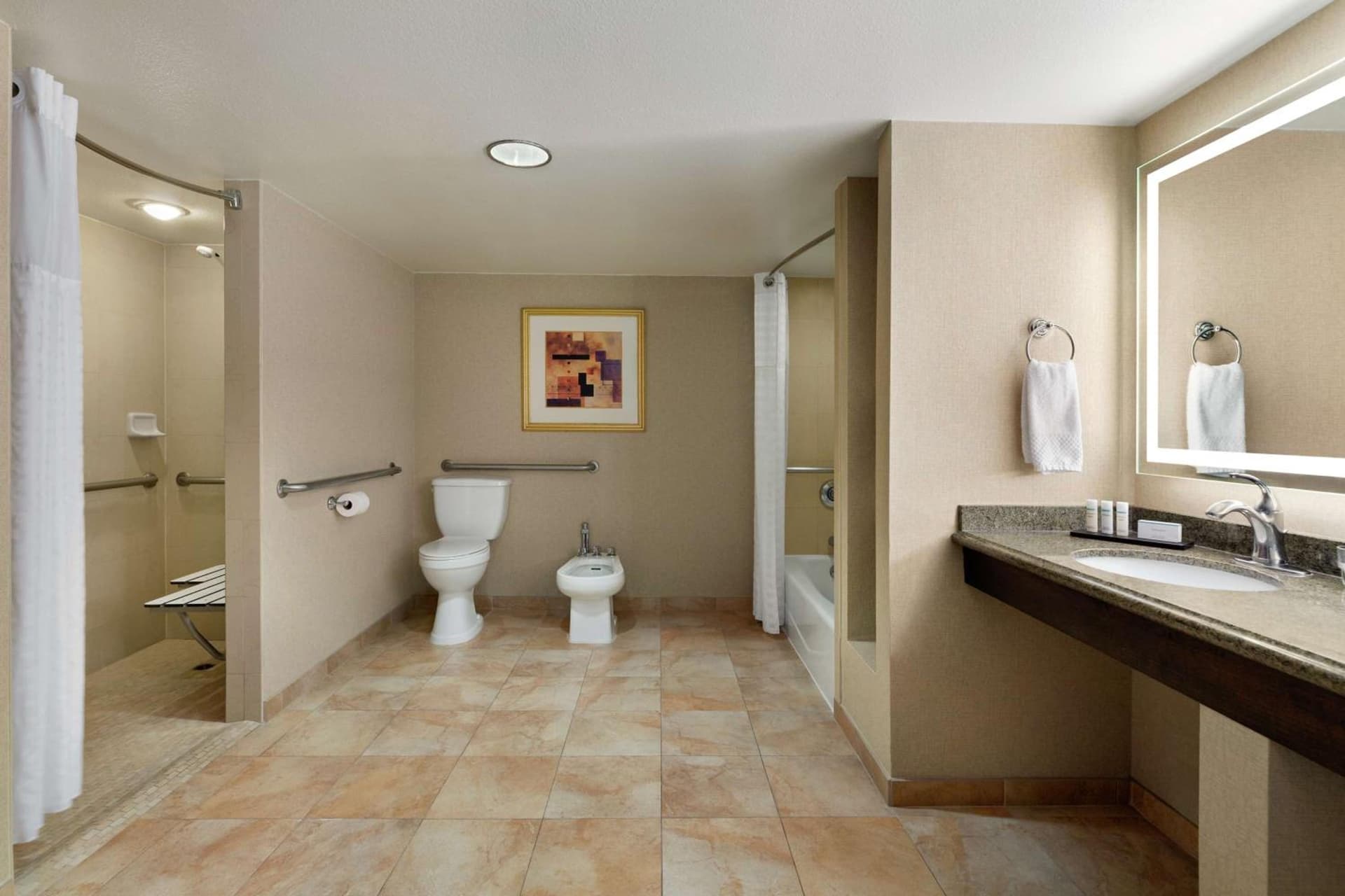 Embassy Suites by Hilton Phoenix Tempe gallery photo in Tempe, AZ — image 24