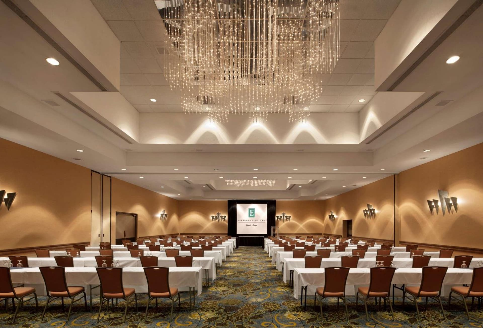 Embassy Suites by Hilton Phoenix Tempe gallery photo in Tempe, AZ — image 16