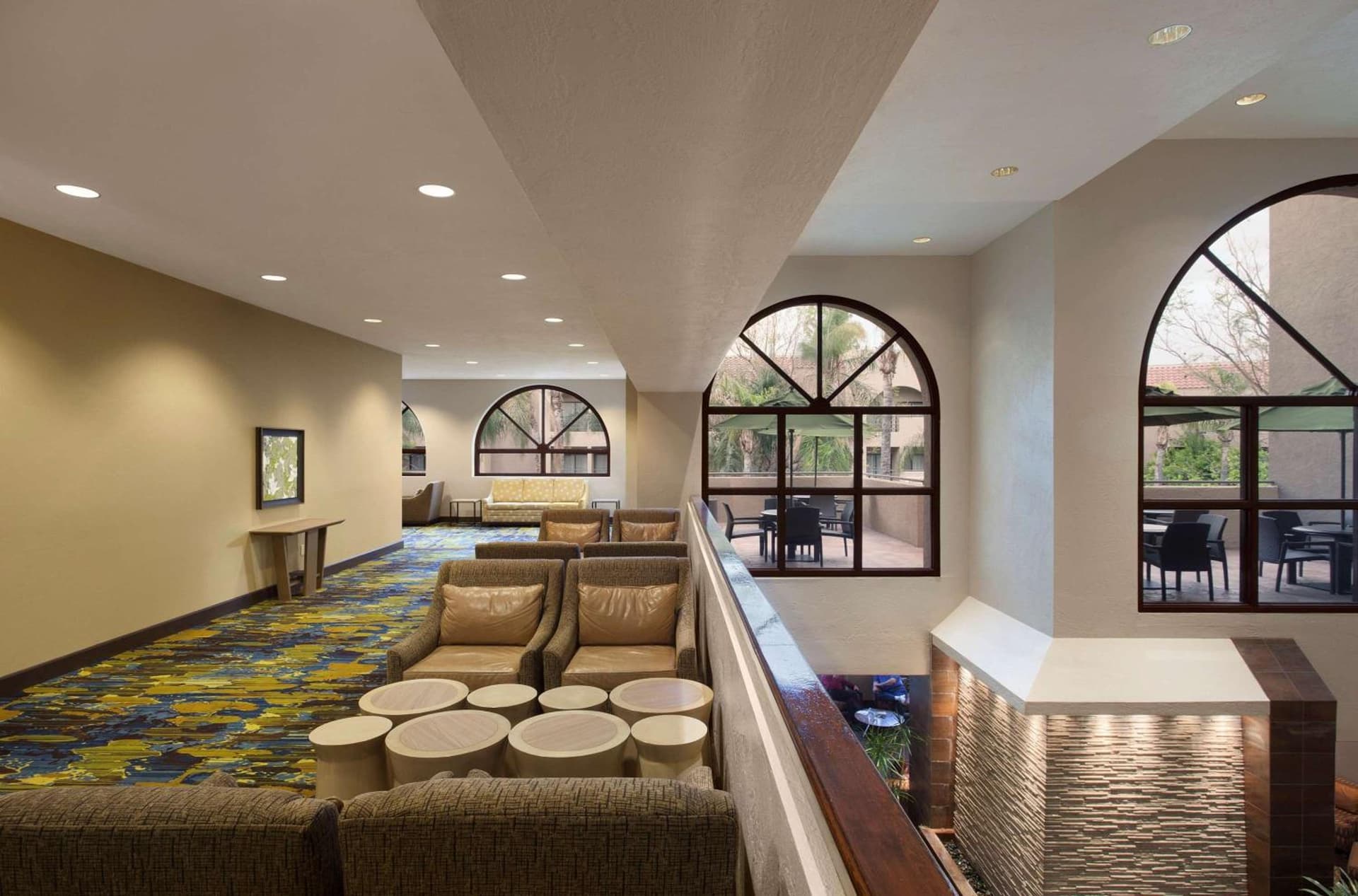 Embassy Suites by Hilton Phoenix Tempe gallery photo in Tempe, AZ — image 26