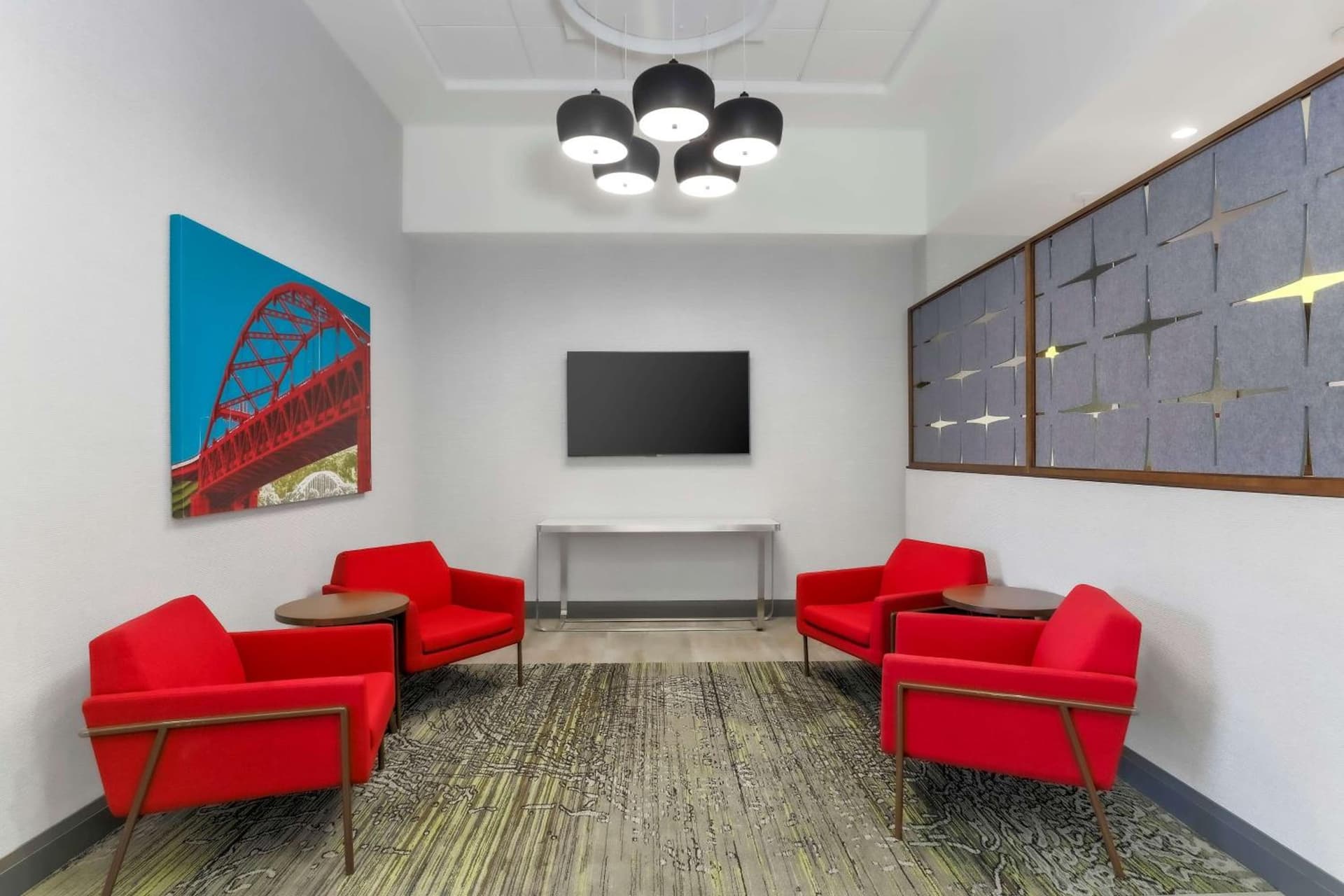 Hampton Inn & Suites Pittsburgh Downtown gallery photo in Pittsburgh, PA — image 35