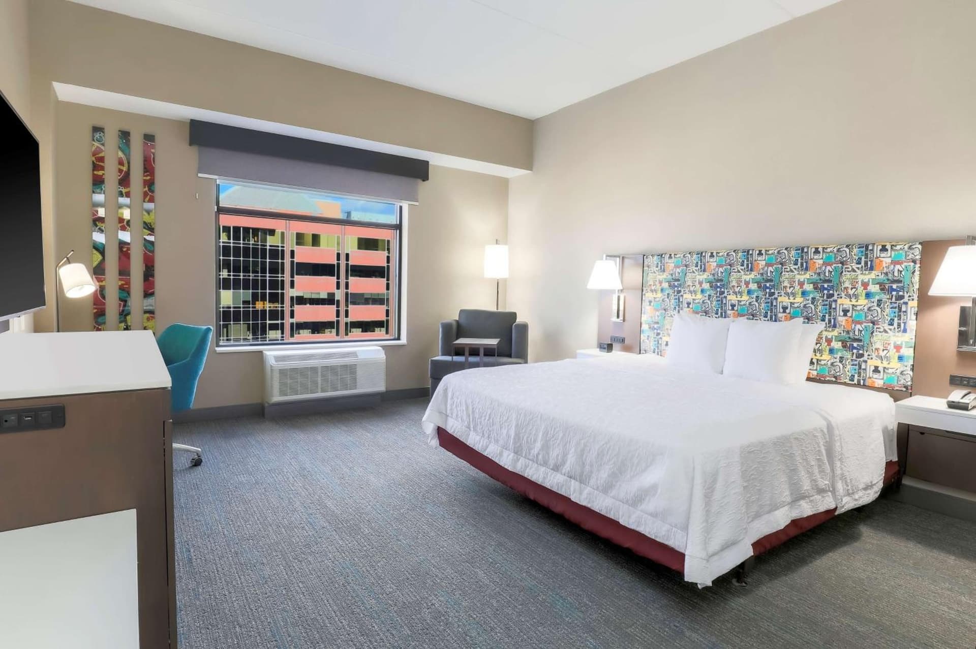 Hampton Inn & Suites Pittsburgh Downtown gallery photo in Pittsburgh, PA — image 6