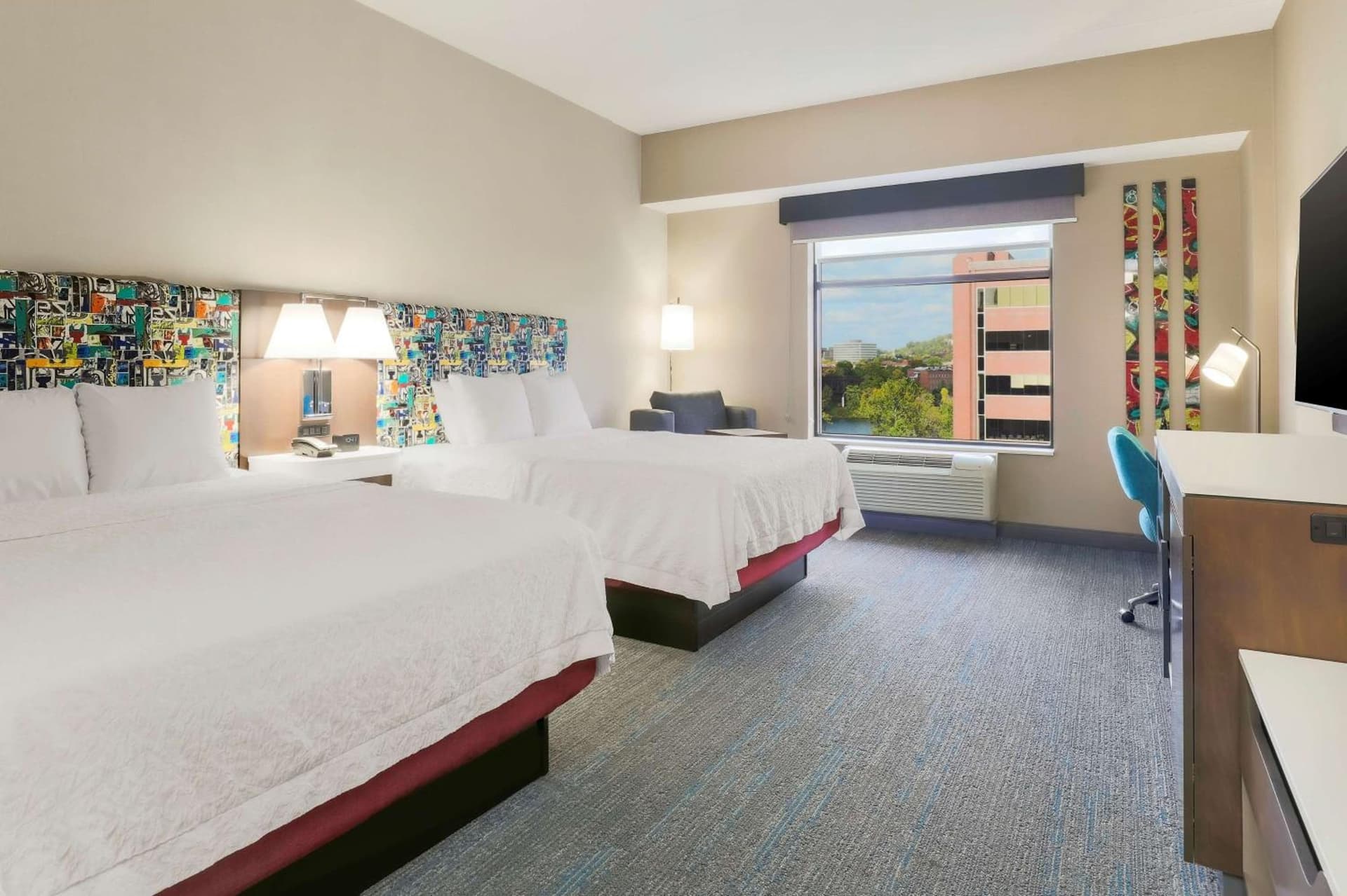 Hampton Inn & Suites Pittsburgh Downtown gallery photo in Pittsburgh, PA — image 38