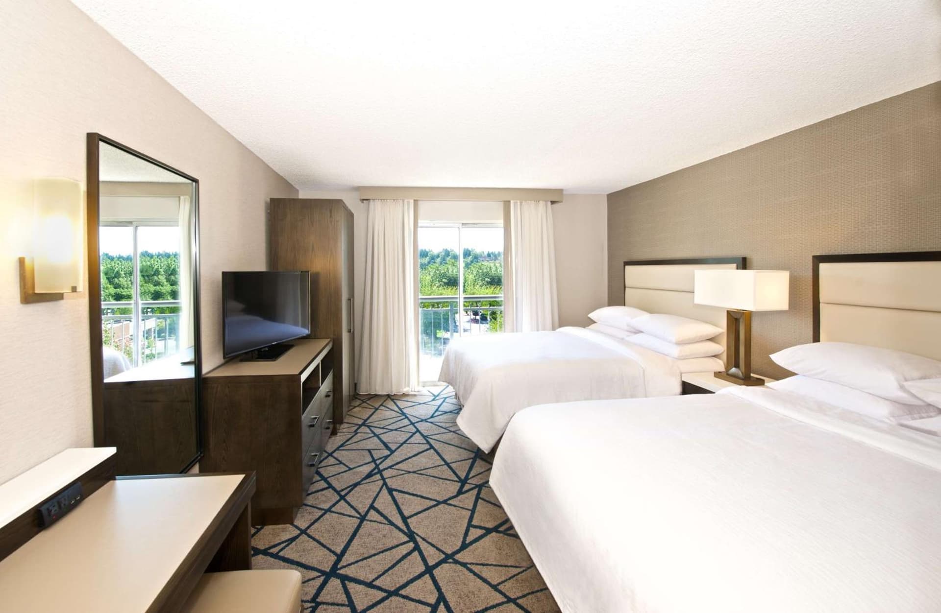 Embassy Suites by Hilton Seattle Bellevue gallery photo in Bellevue, WA — image 45