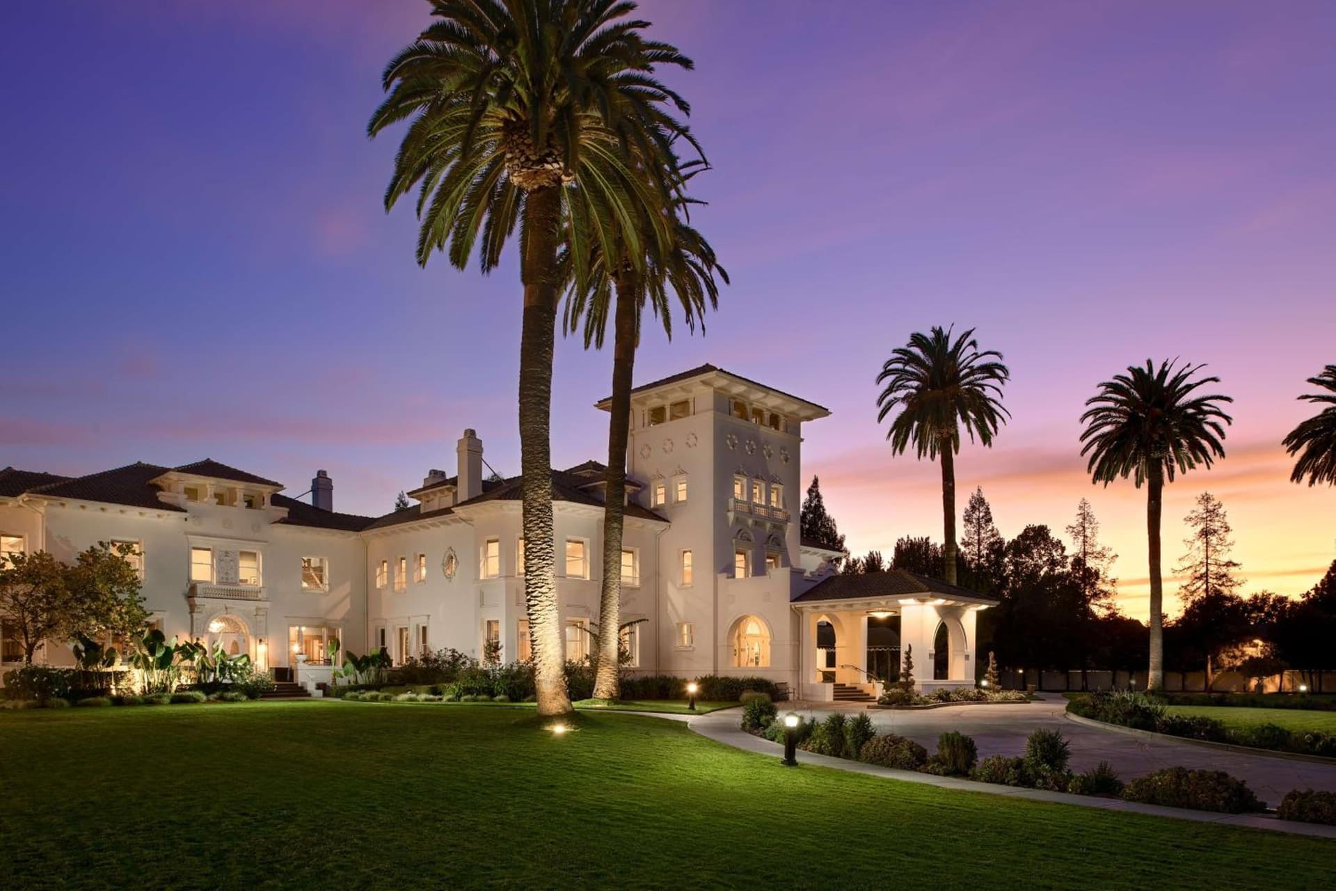 Hayes Mansion San Jose, Curio Collection by Hilton interior in San Jose, CA — gallery photo 2