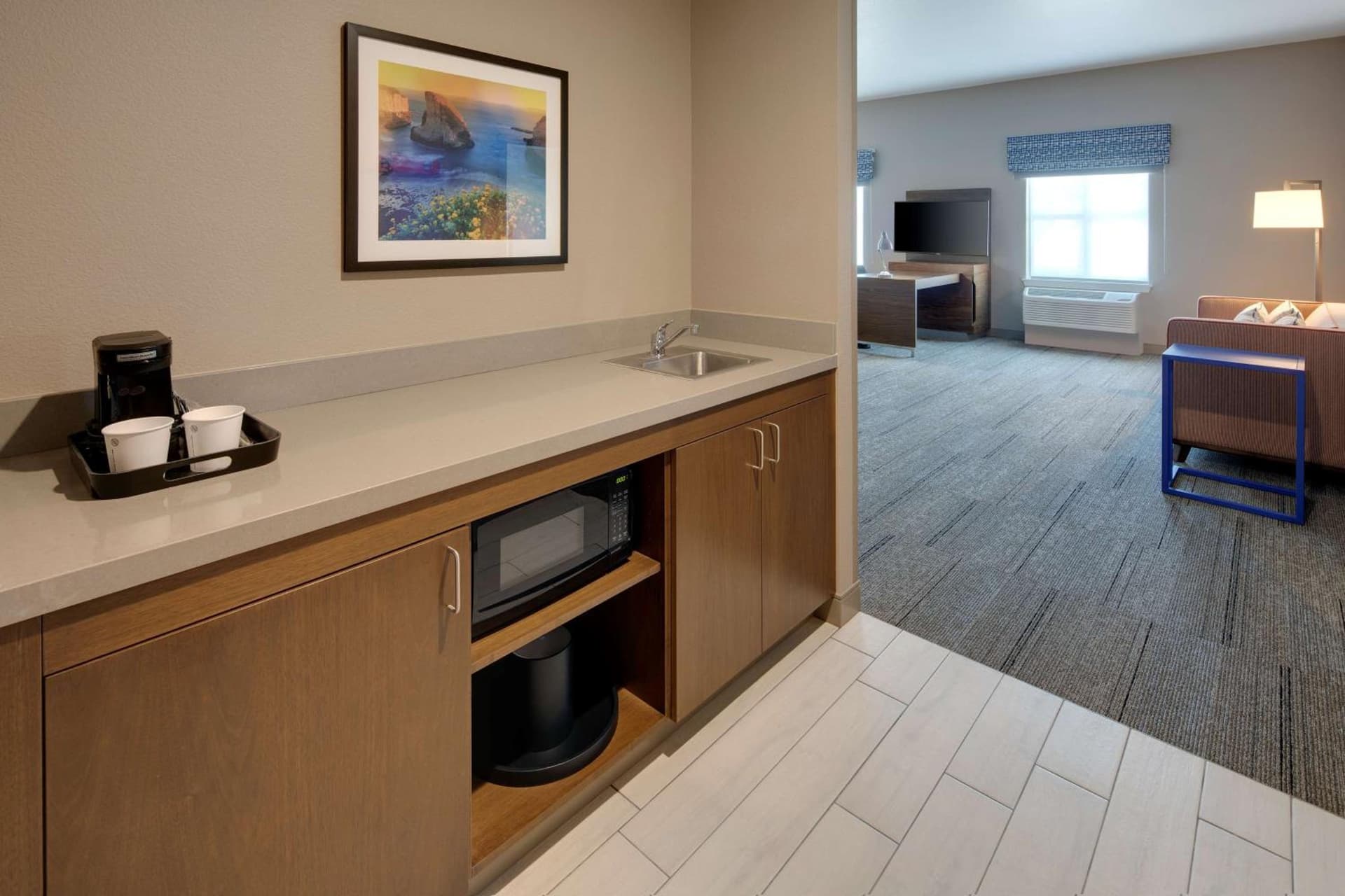 Hampton Inn Santa Cruz West, Ca property views in Santa Cruz, CA — gallery photo 3