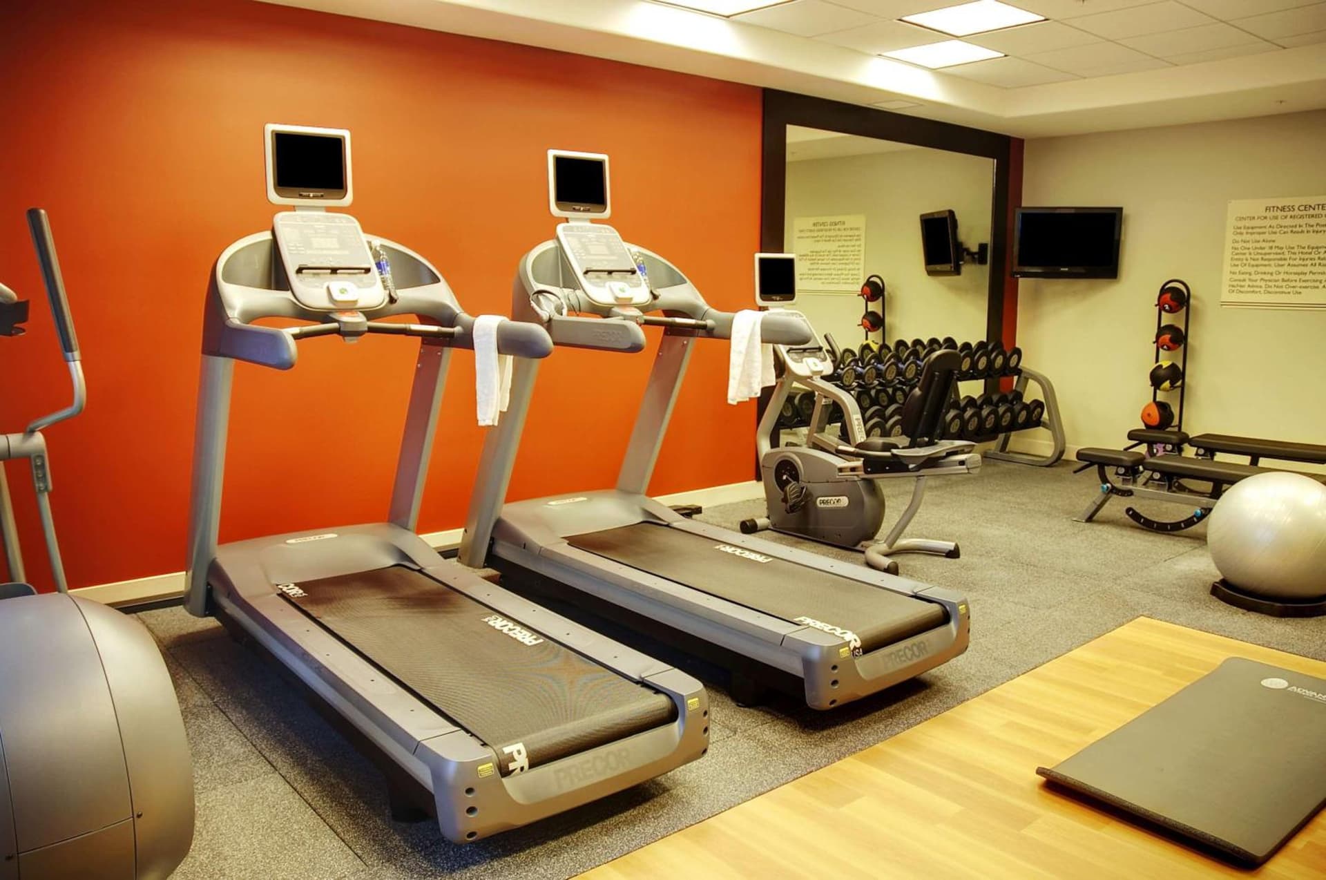 Hilton Garden Inn Fontana gallery photo in Fontana, CA — image 14