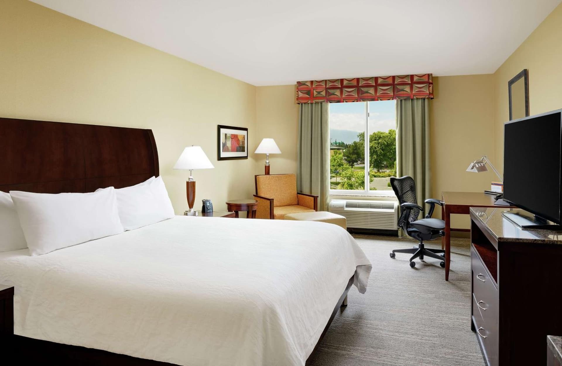 Hilton Garden Inn Fontana gallery photo in Fontana, CA — image 11