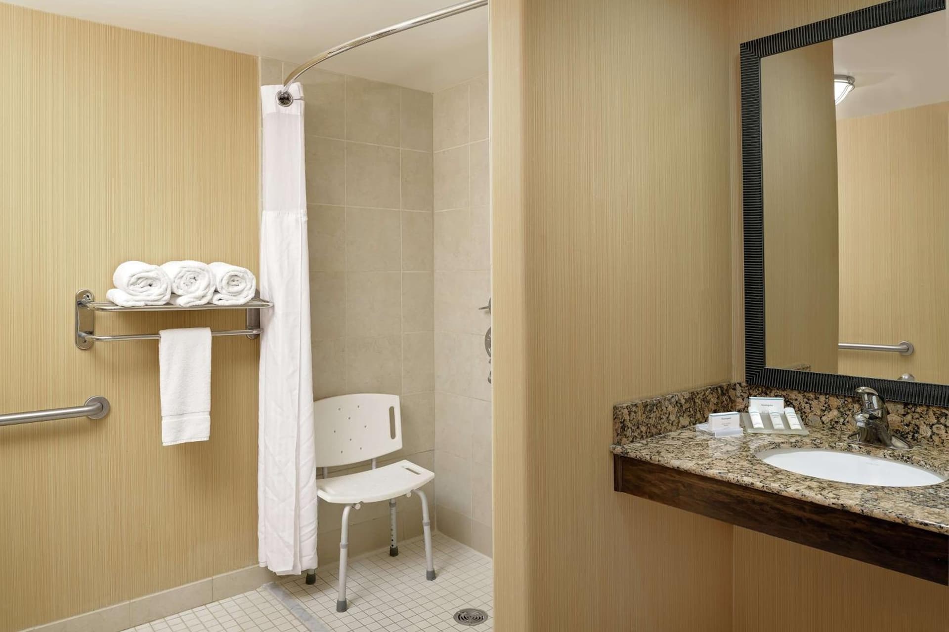 Hilton Garden Inn Fontana gallery photo in Fontana, CA — image 42