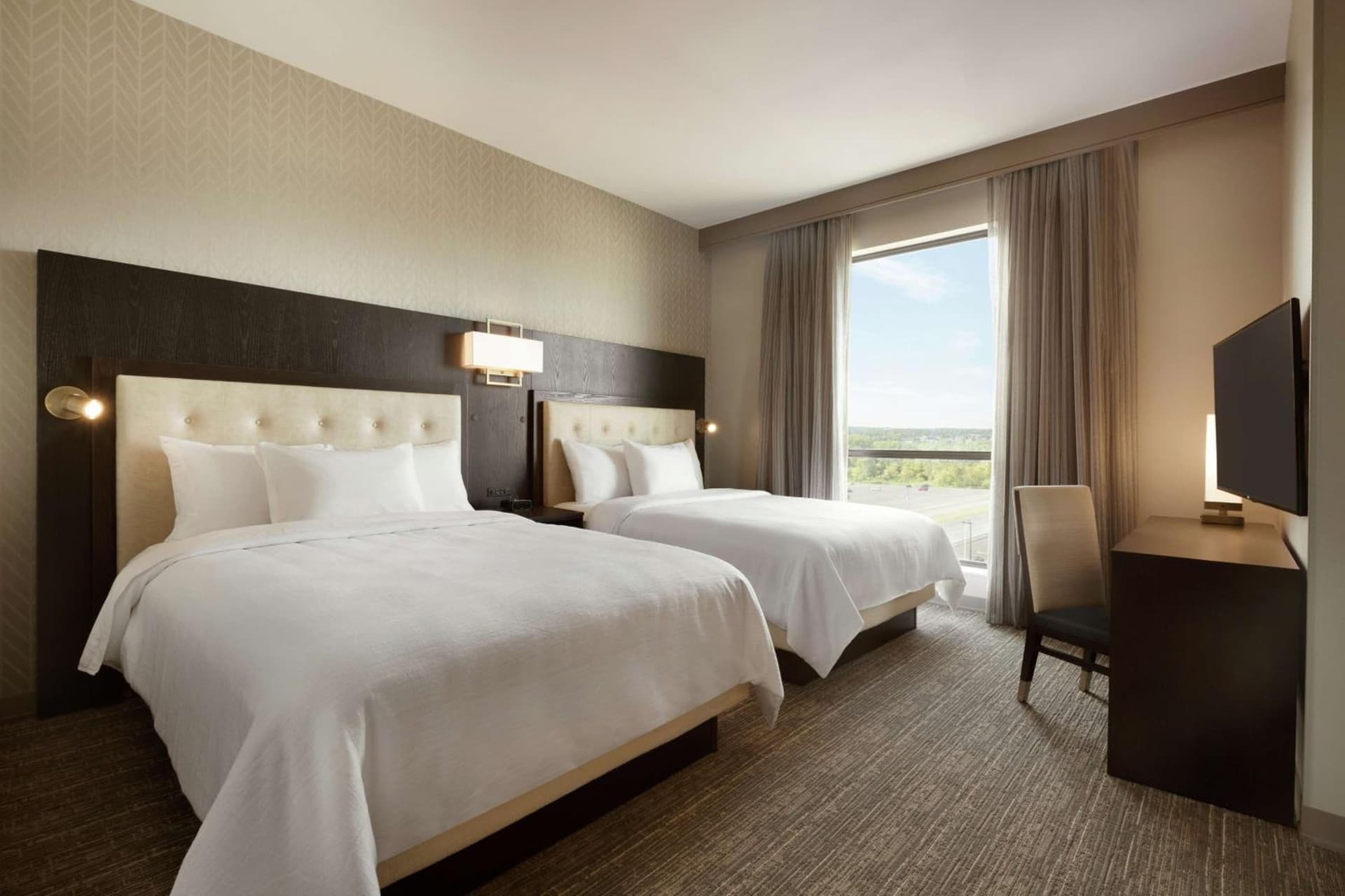Embassy Suites By Hilton Syracuse Destiny USA gallery photo in Syracuse, NY — image 32