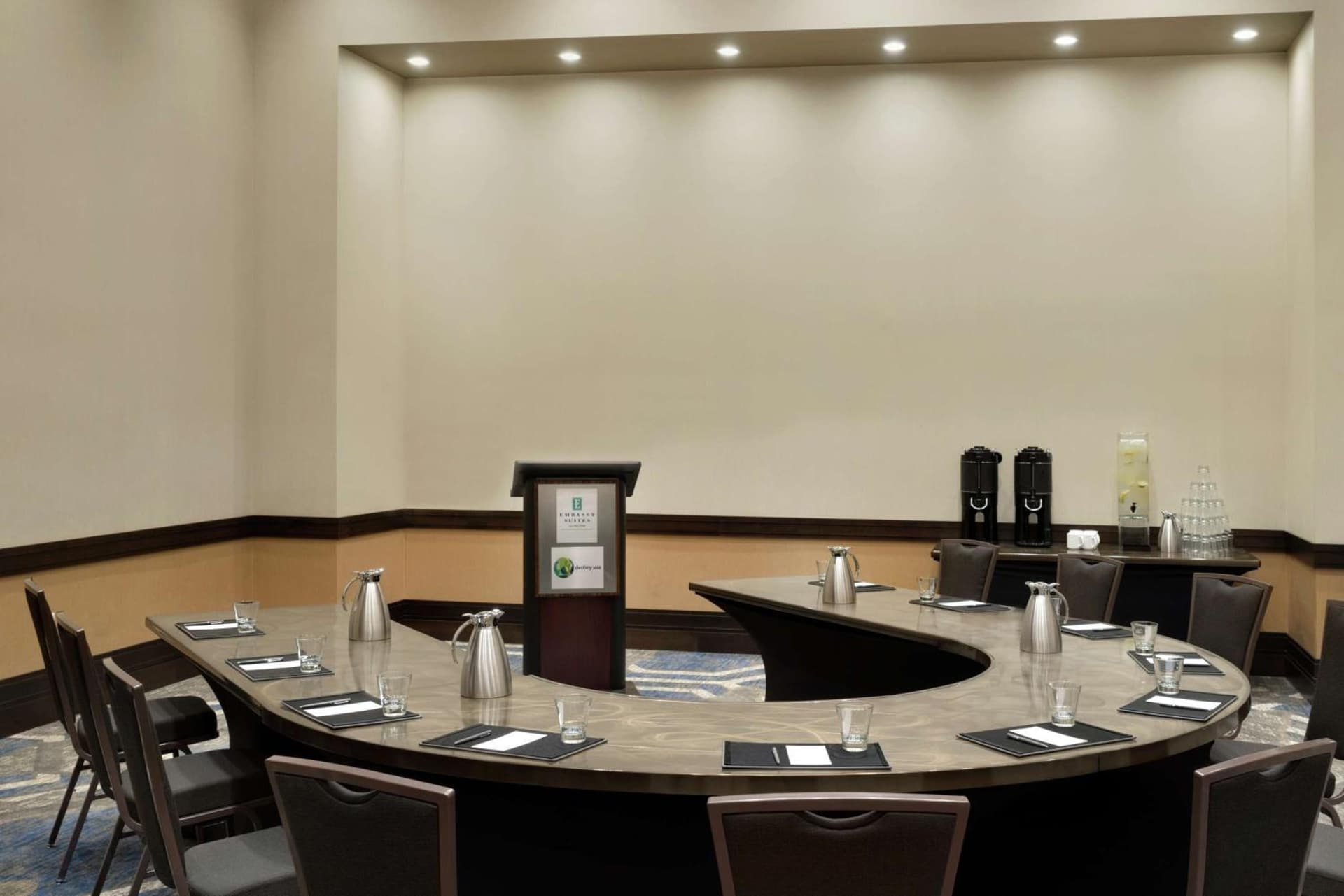 Embassy Suites By Hilton Syracuse Destiny USA gallery photo in Syracuse, NY — image 23