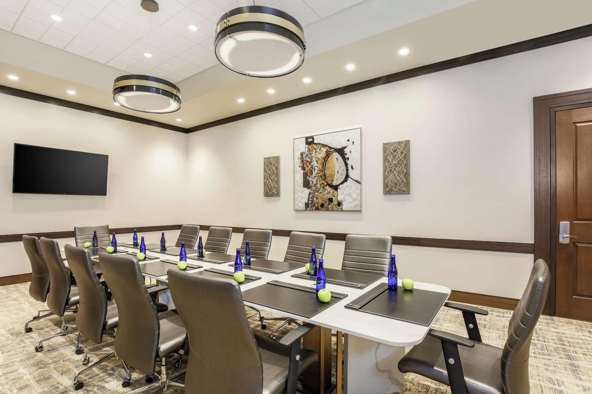 Embassy Suites By Hilton Syracuse Destiny USA gallery photo in Syracuse, NY — image 25