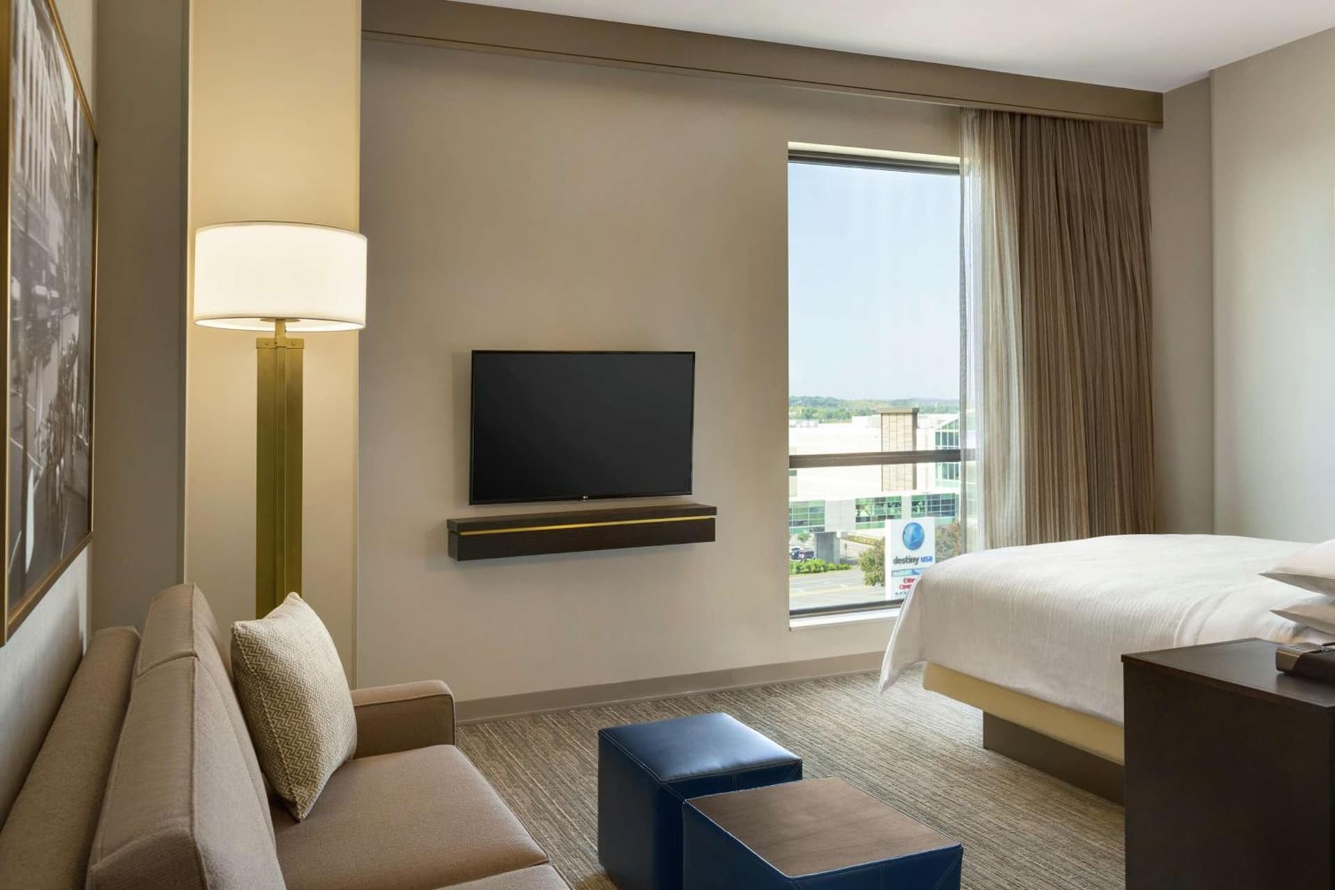 Embassy Suites By Hilton Syracuse Destiny USA interior in Syracuse, NY — gallery photo 2