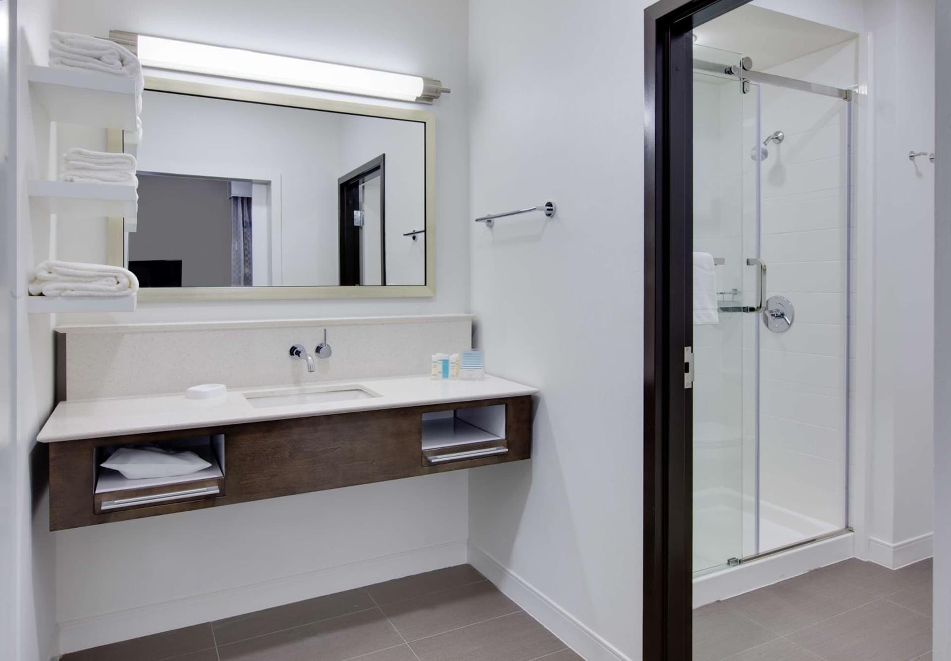 Hampton Inn & Suites Tyler-South gallery photo in Tyler, TX — image 14