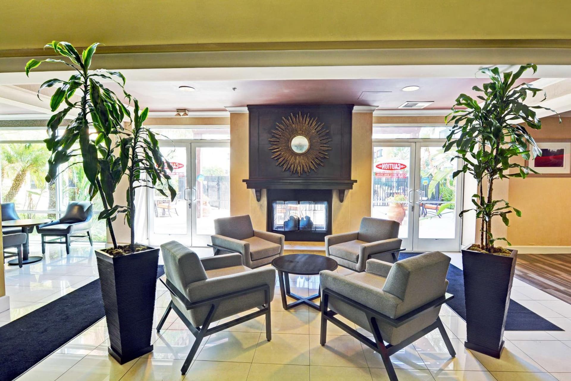 Embassy Suites Valencia gallery photo in Valencia, CA — image 22