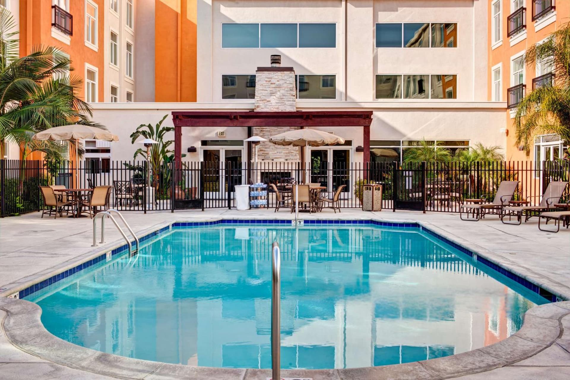 Embassy Suites Valencia gallery photo in Valencia, CA — image 20