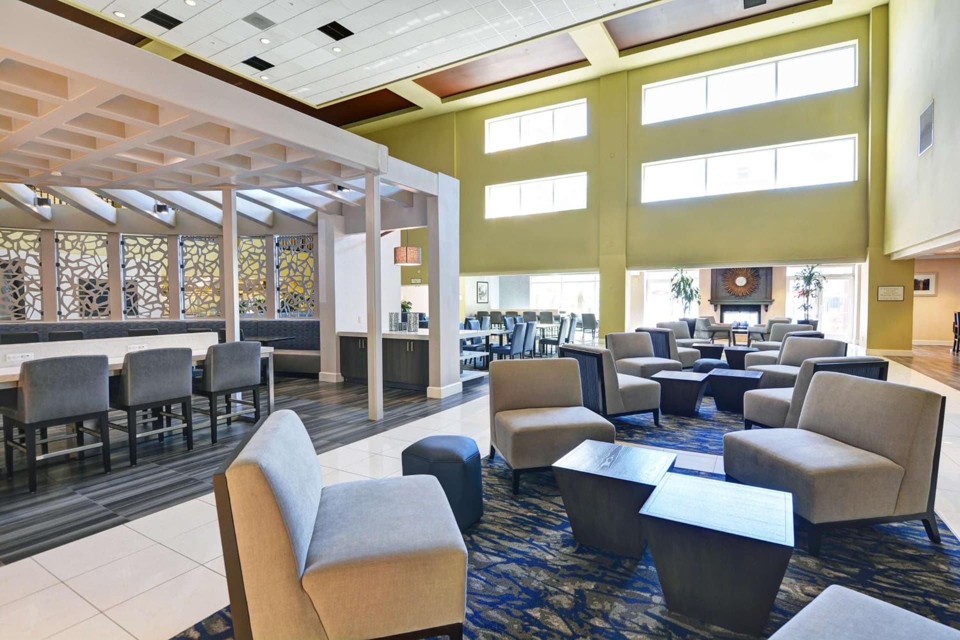 Embassy Suites Valencia gallery photo in Valencia, CA — image 32