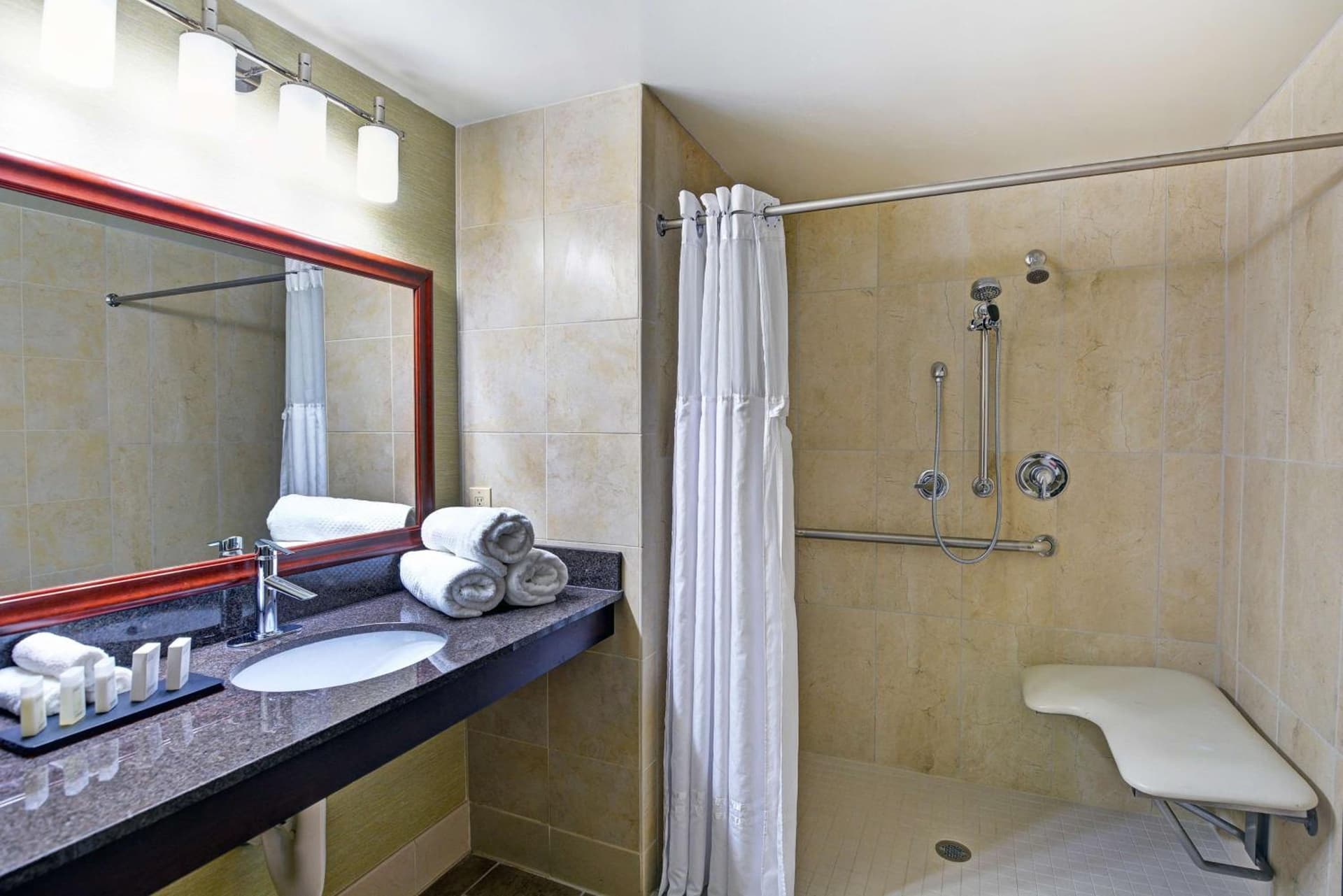 Embassy Suites Valencia gallery photo in Valencia, CA — image 29