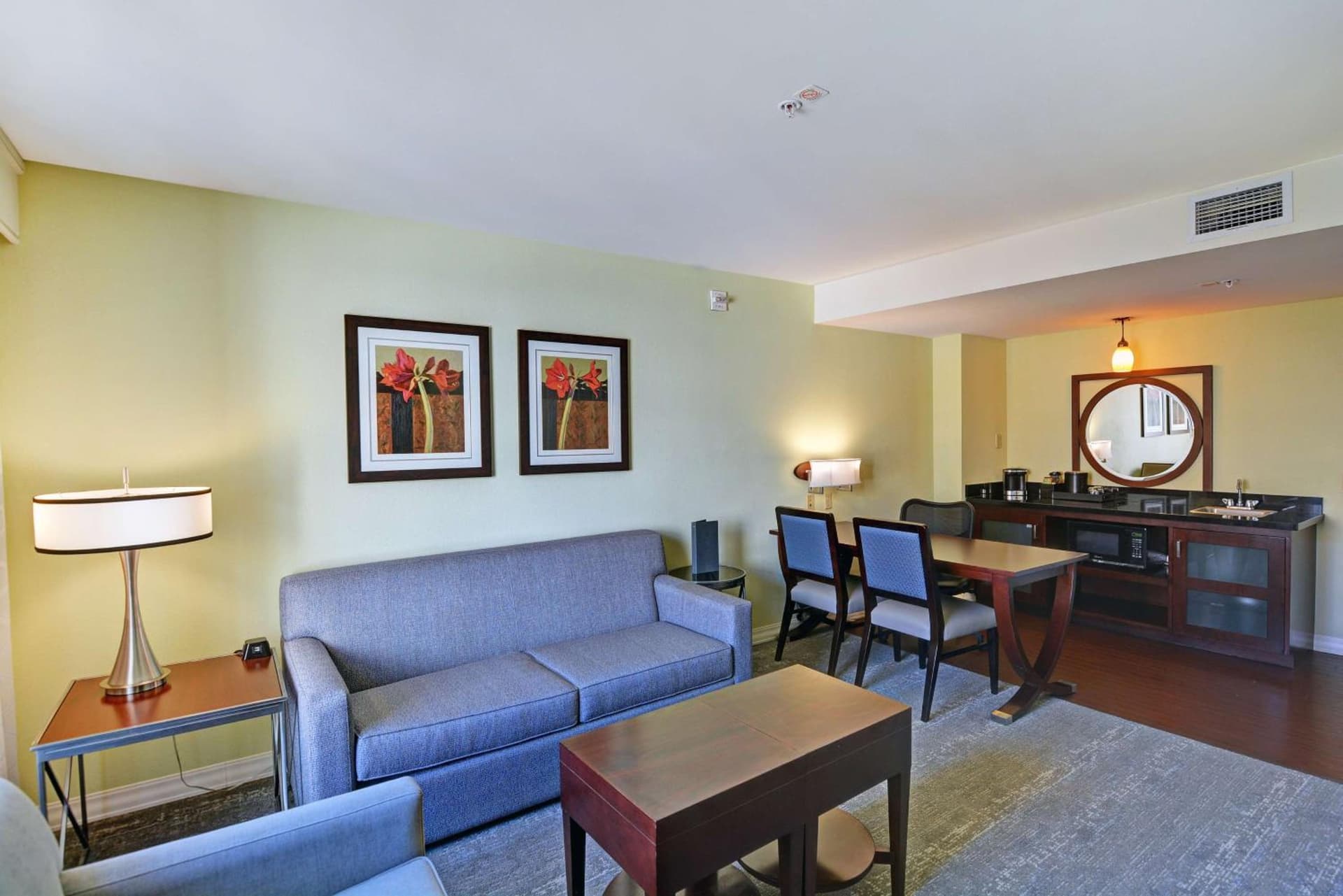 Embassy Suites Valencia gallery photo in Valencia, CA — image 26