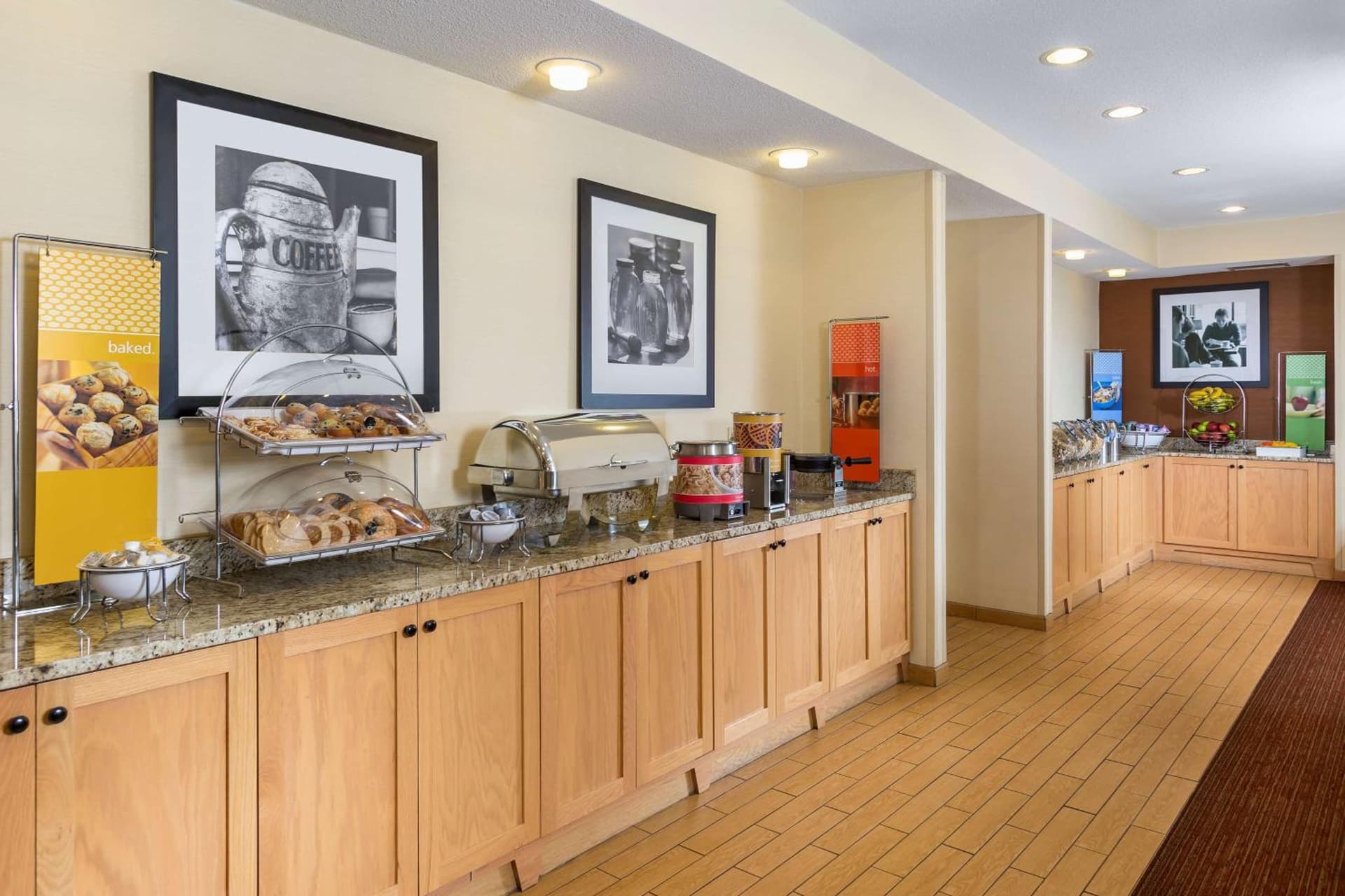 Hampton Inn Zanesville gallery photo in Zanesville, OH — image 12