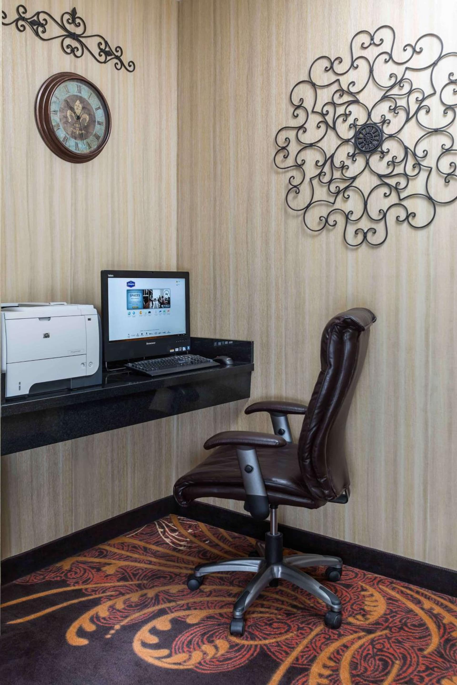 Hampton Inn Zanesville gallery photo in Zanesville, OH — image 17