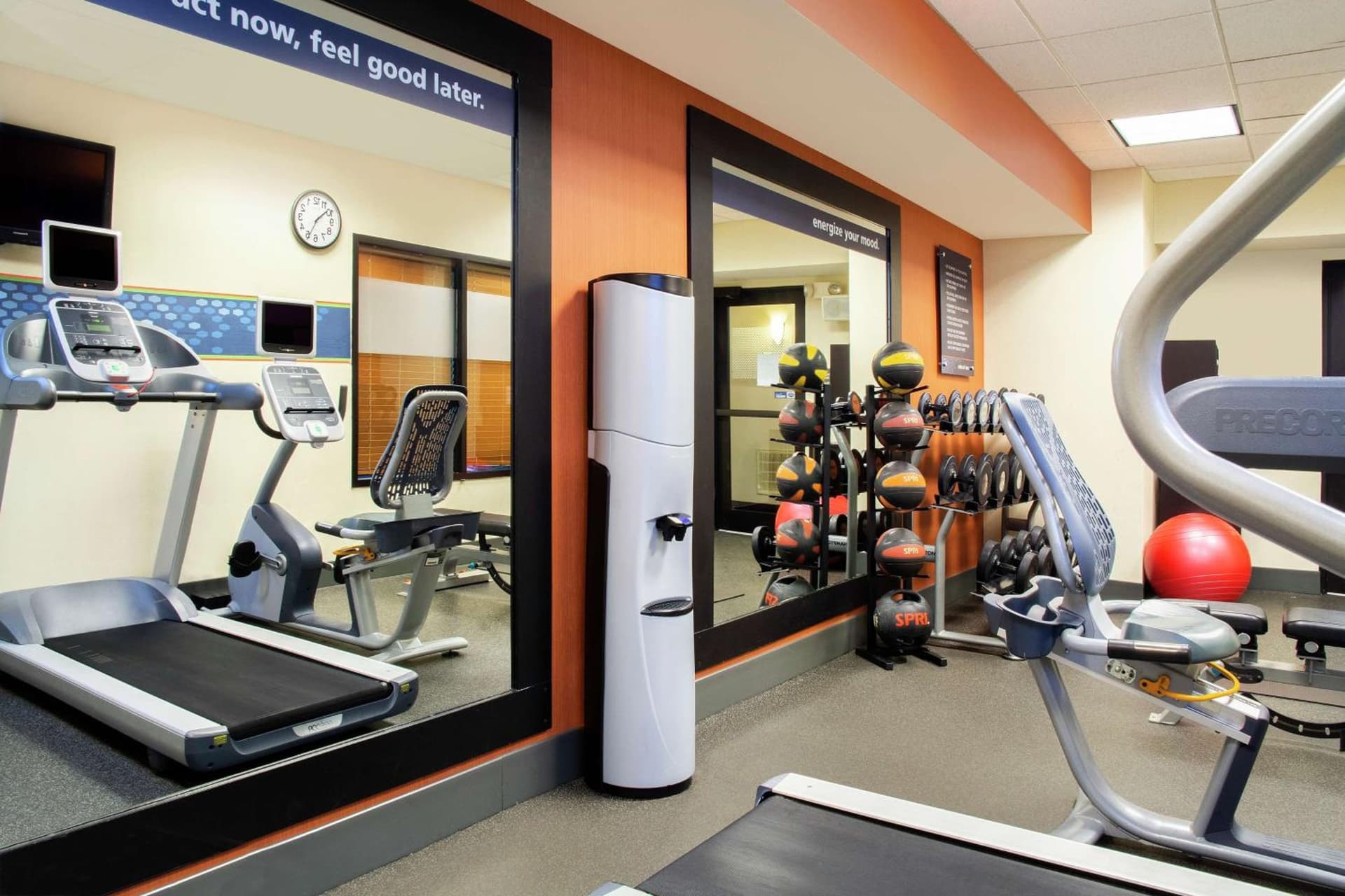 Hampton Inn Merrillville gallery photo in Merrillville, IN — image 12