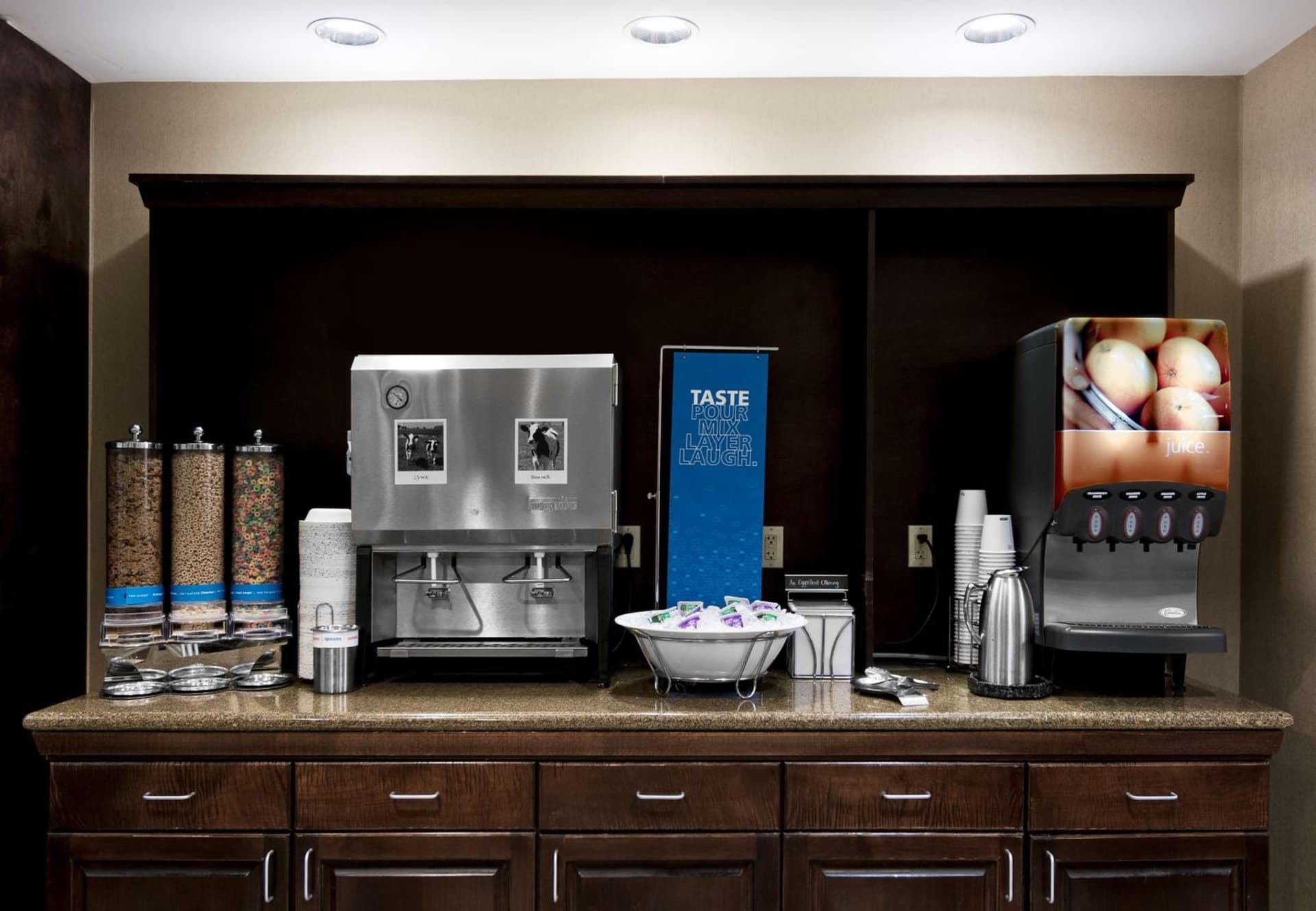Hampton Inn Statesville gallery photo in Statesville, NC — image 46