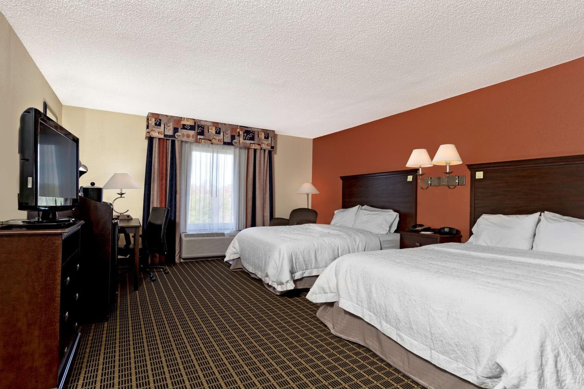 Hampton Inn Statesville gallery photo in Statesville, NC — image 17