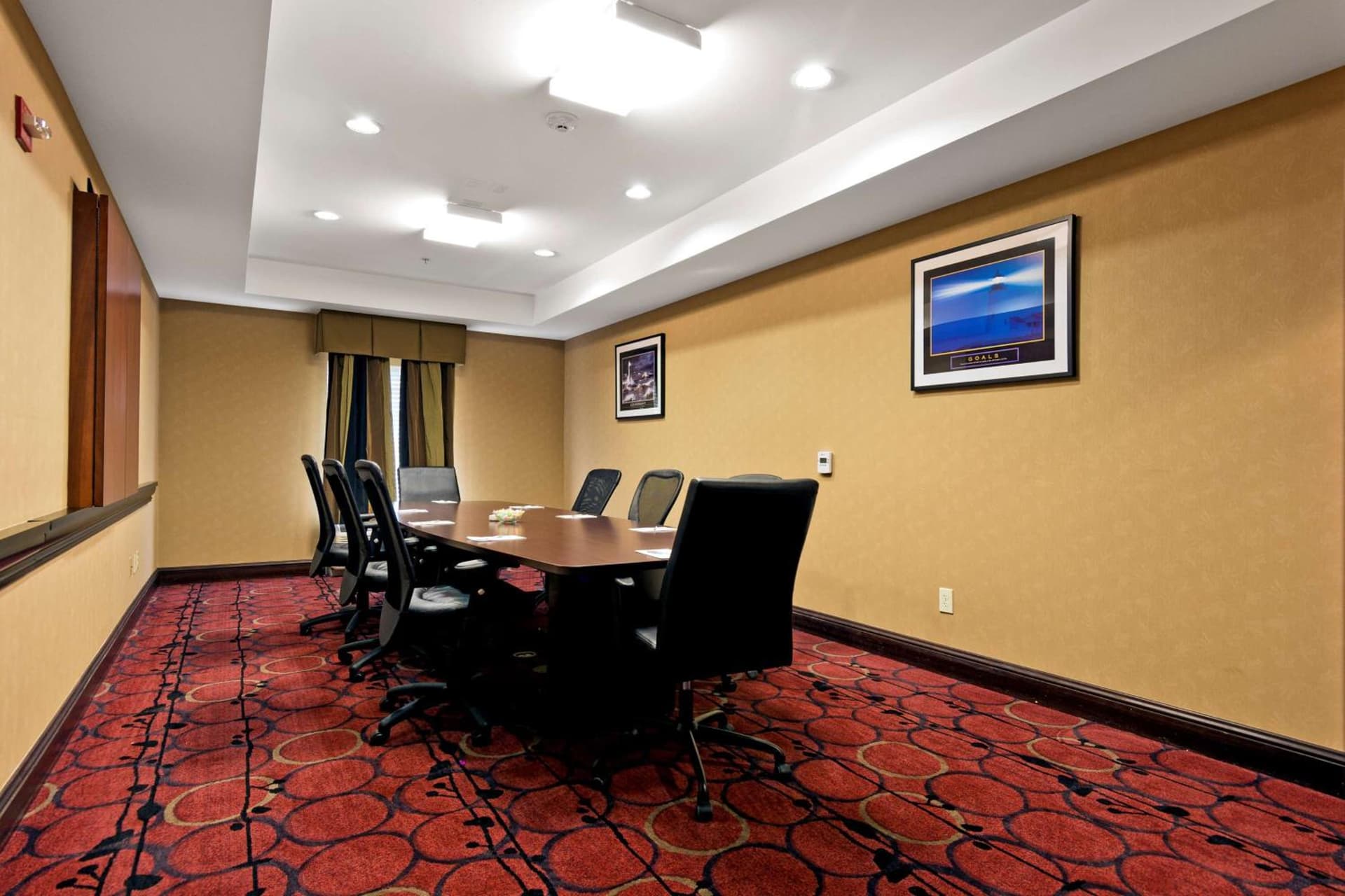 Hampton Inn Statesville gallery photo in Statesville, NC — image 7