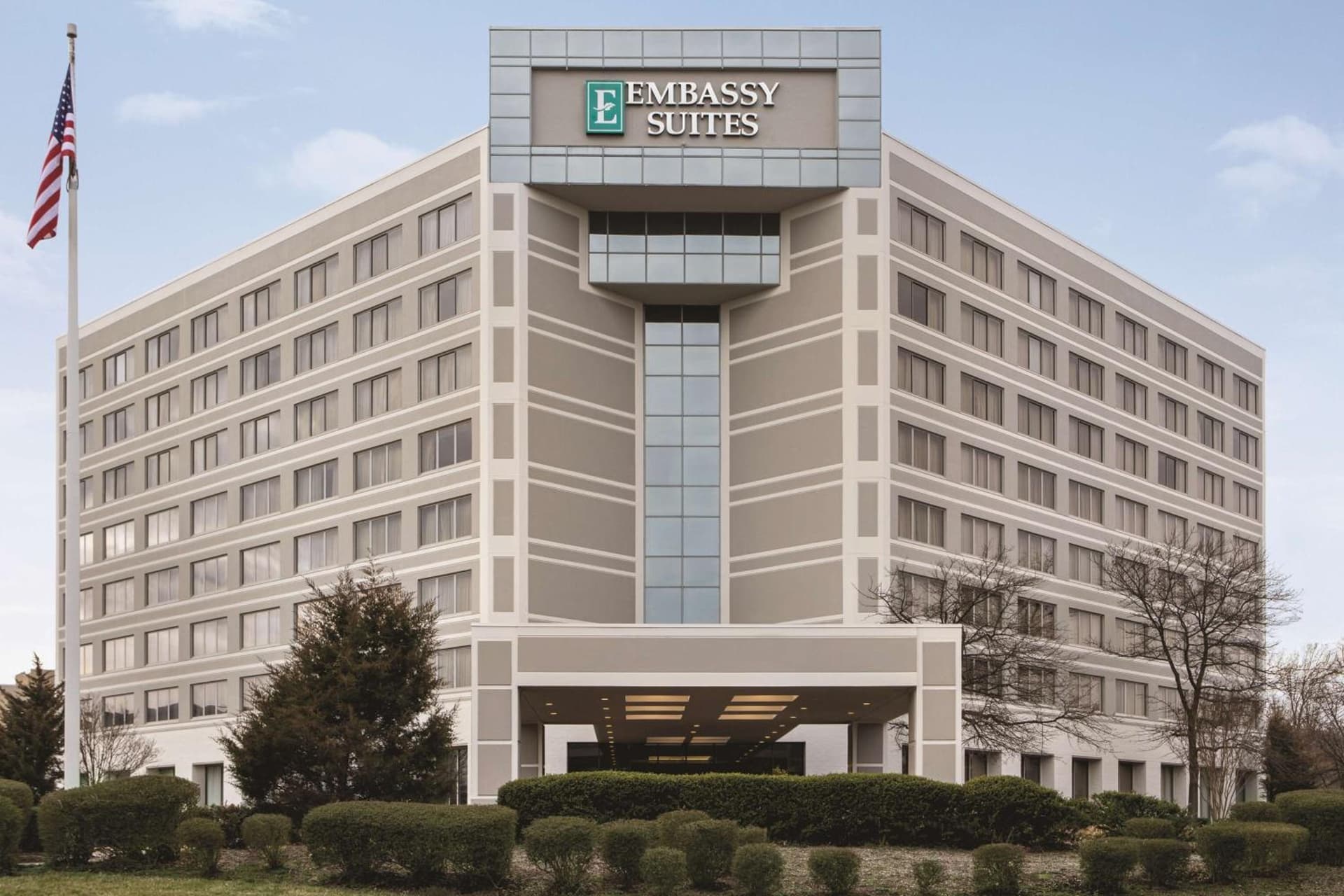Embassy Suites by Hilton Baltimore at BWI Airport property views in Linthicum Heights, MD — gallery photo 3