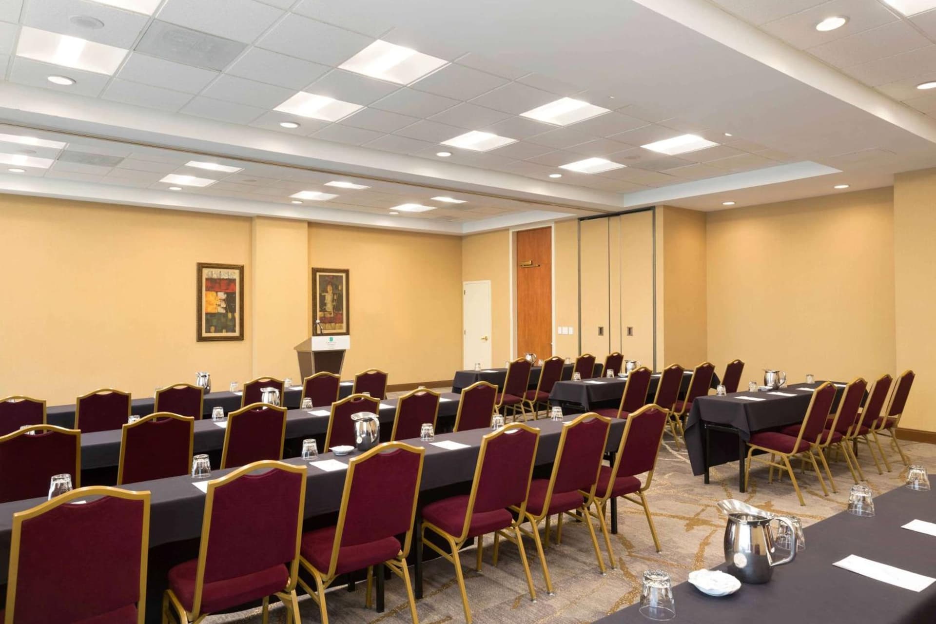 Embassy Suites by Hilton Baltimore at BWI Airport gallery photo in Linthicum Heights, MD — image 49