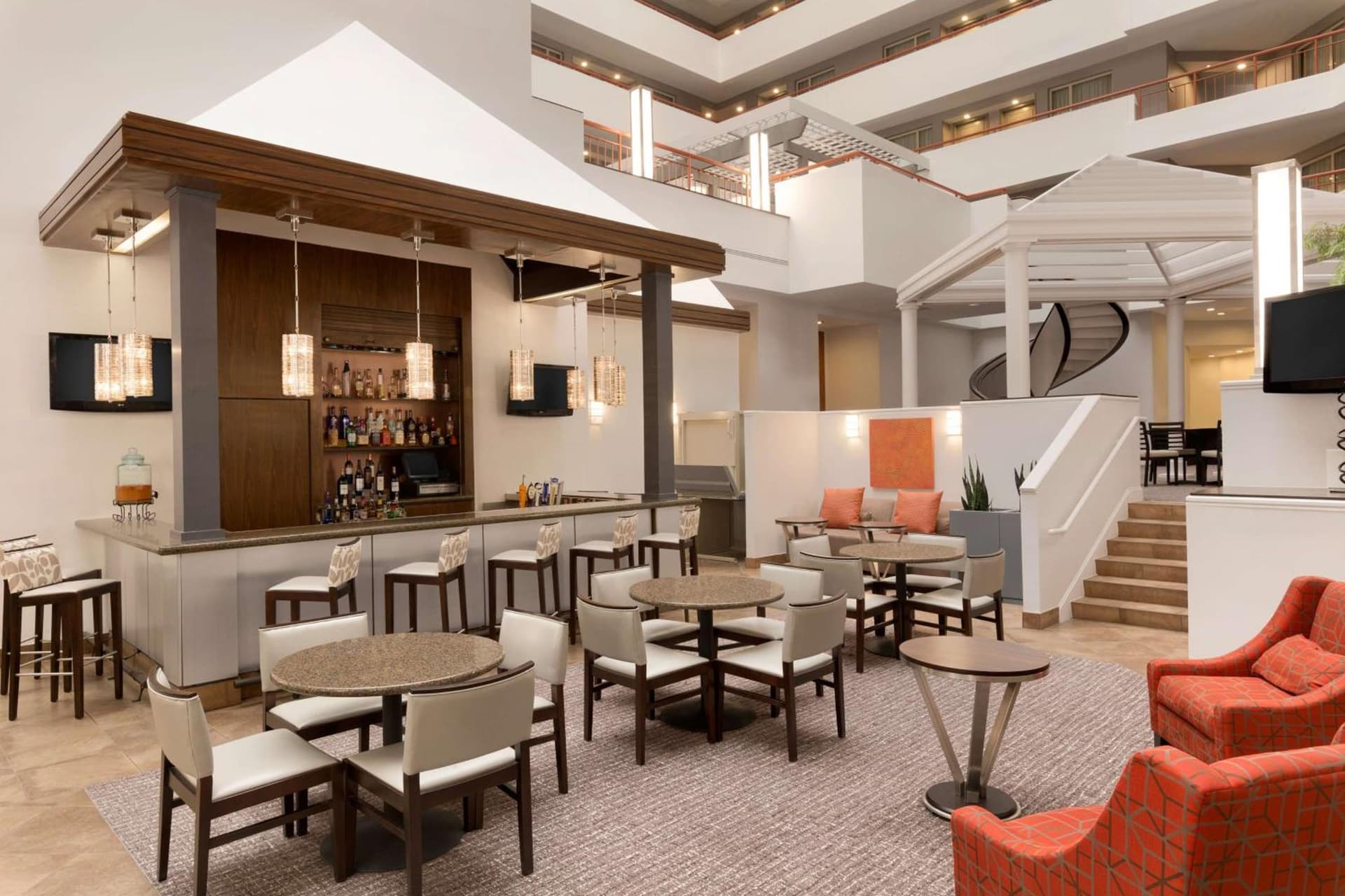 Embassy Suites by Hilton Baltimore at BWI Airport gallery photo in Linthicum Heights, MD — image 8