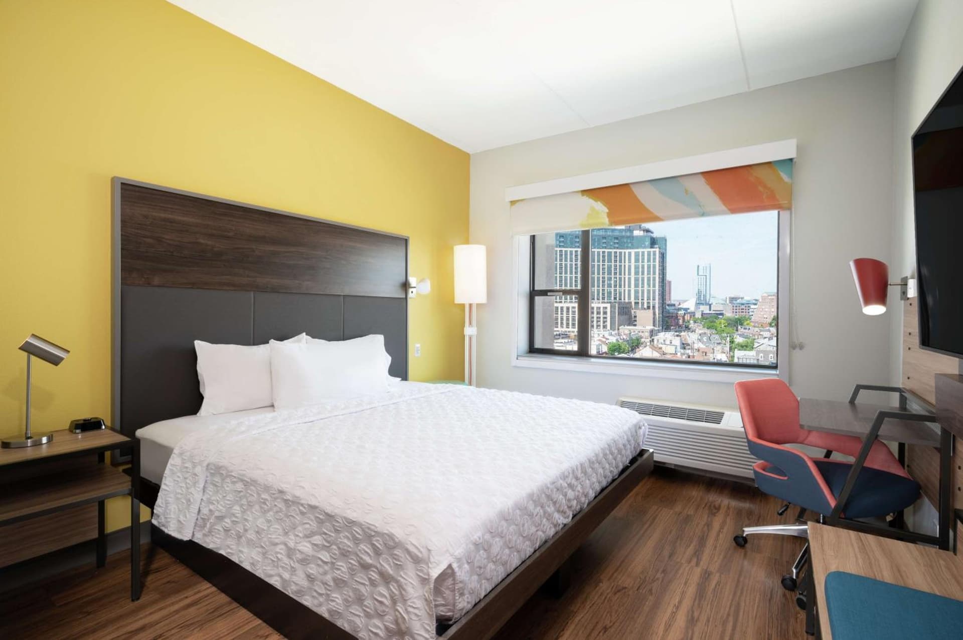 Tru By Hilton Baltimore Harbor East gallery photo in Baltimore, MD — image 38
