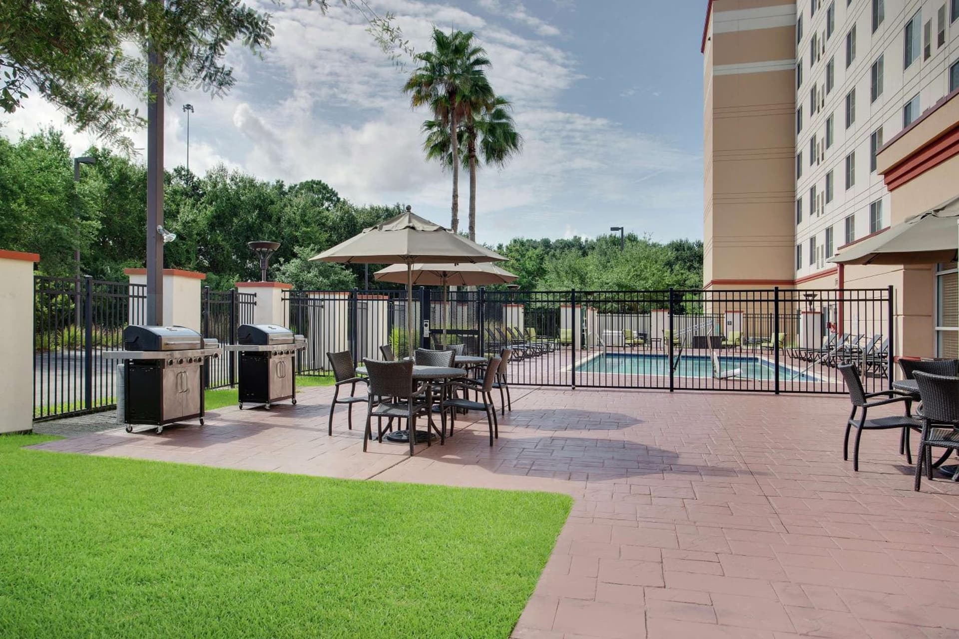 Homewood Suites by Hilton Tampa-Brandon interior in Tampa, FL — gallery photo 2