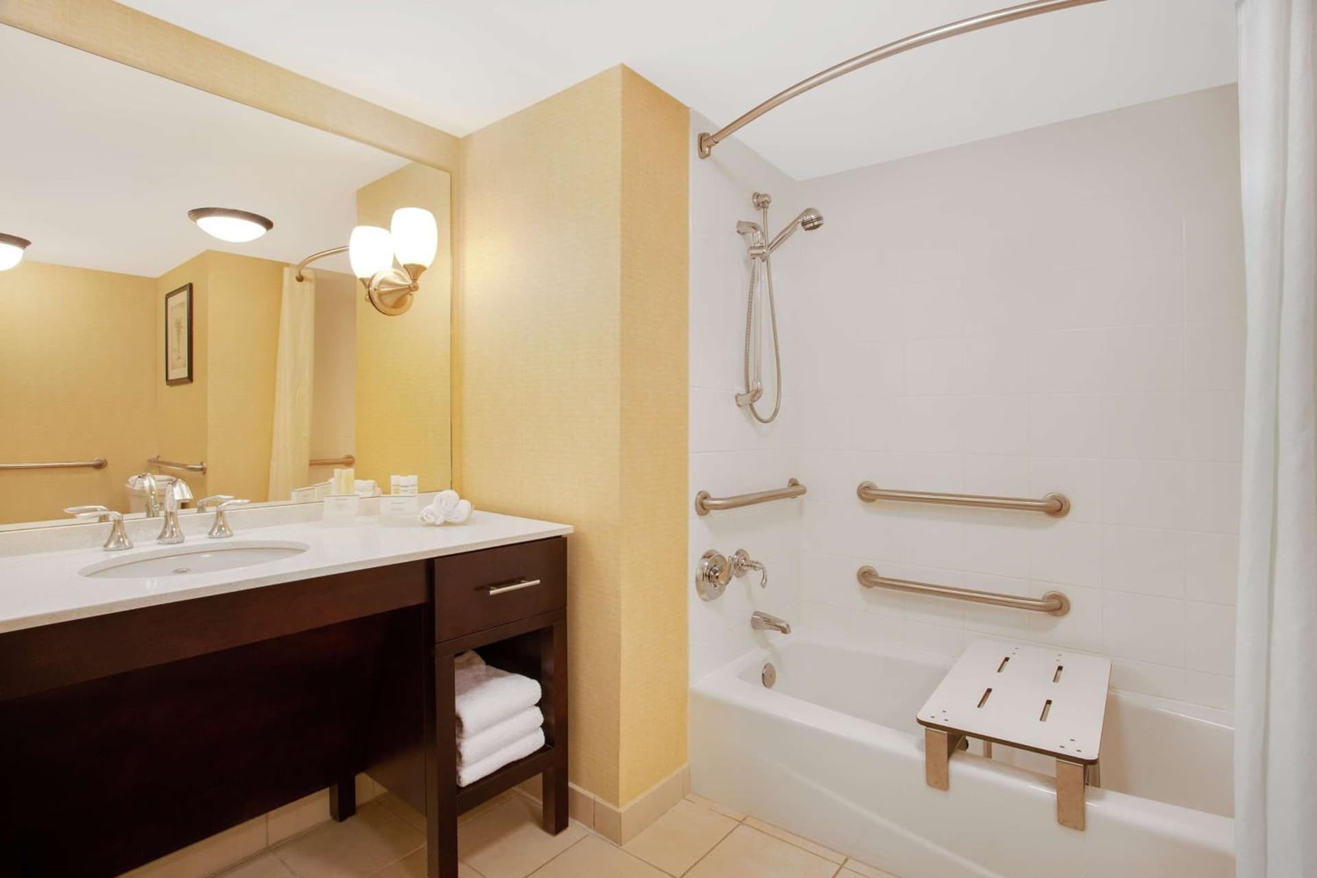 Homewood Suites by Hilton Tampa-Brandon gallery photo in Tampa, FL — image 7