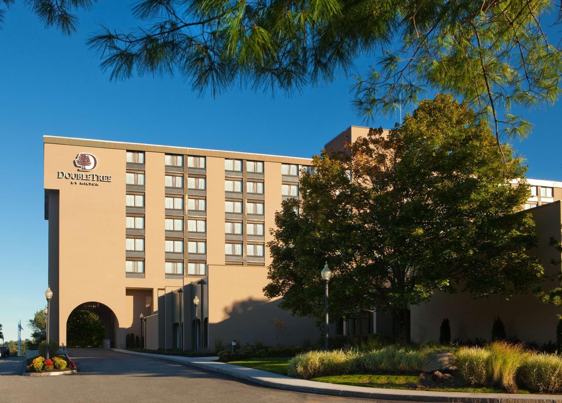 DoubleTree Boston North Shore Danvers gallery photo in Danvers — image 23