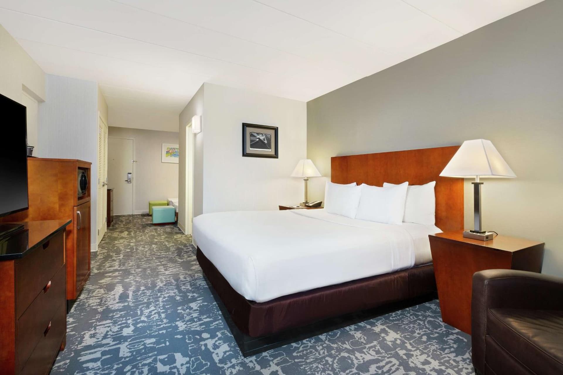 DoubleTree Boston North Shore Danvers gallery photo in Danvers — image 43