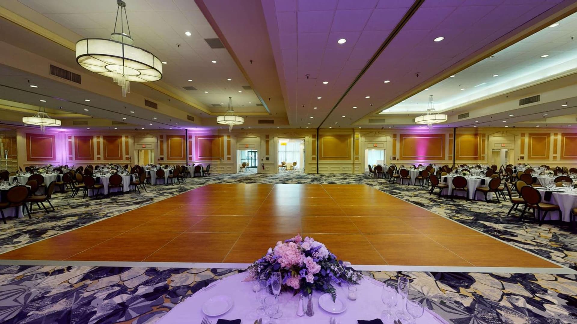 DoubleTree Boston North Shore Danvers gallery photo in Danvers — image 41