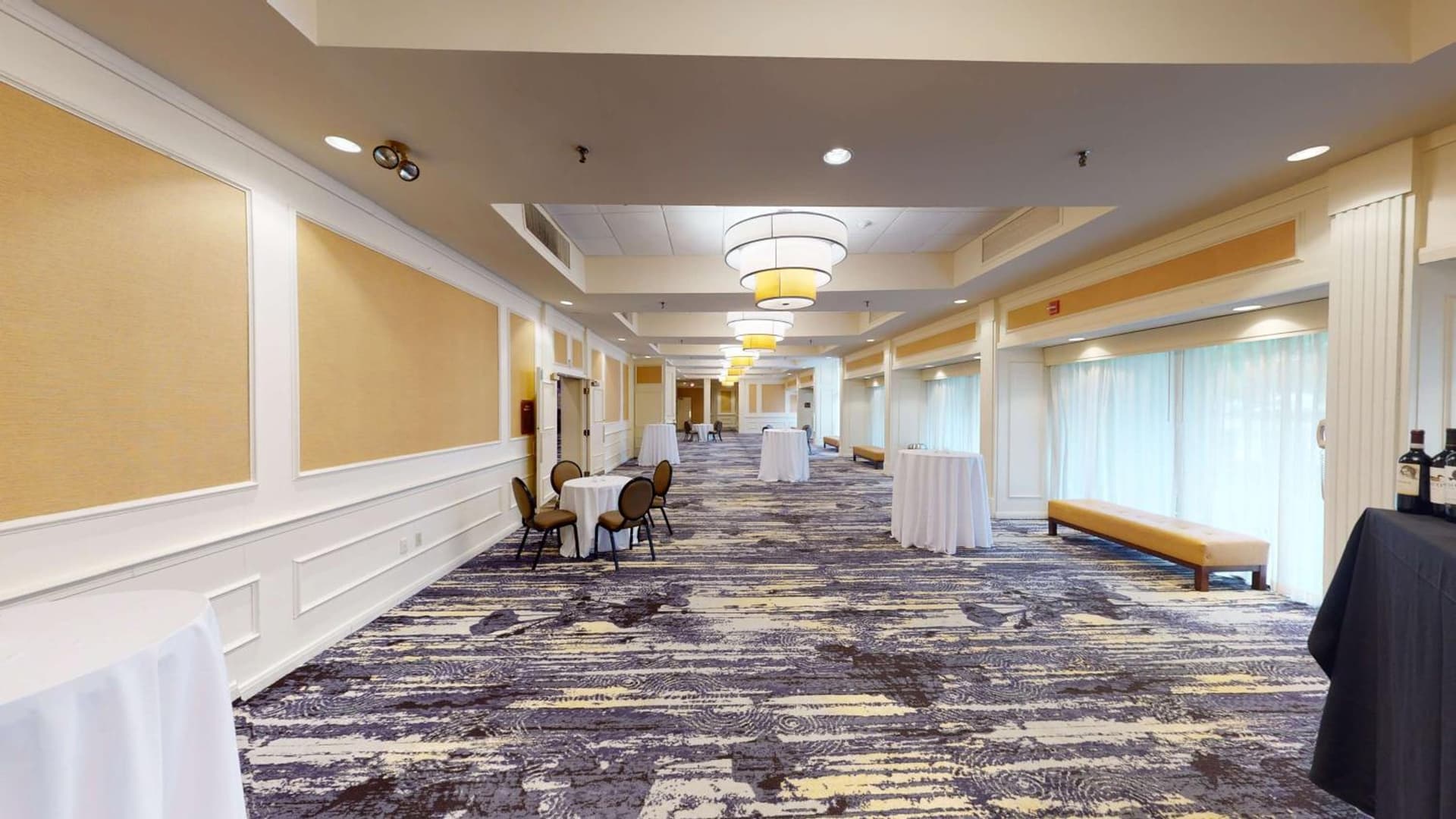 DoubleTree Boston North Shore Danvers gallery photo in Danvers — image 22