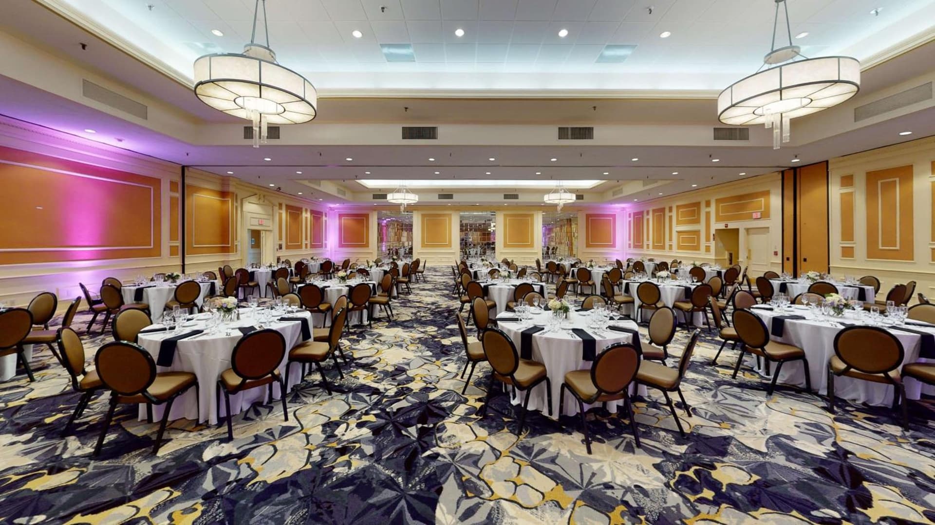 DoubleTree Boston North Shore Danvers gallery photo in Danvers — image 38