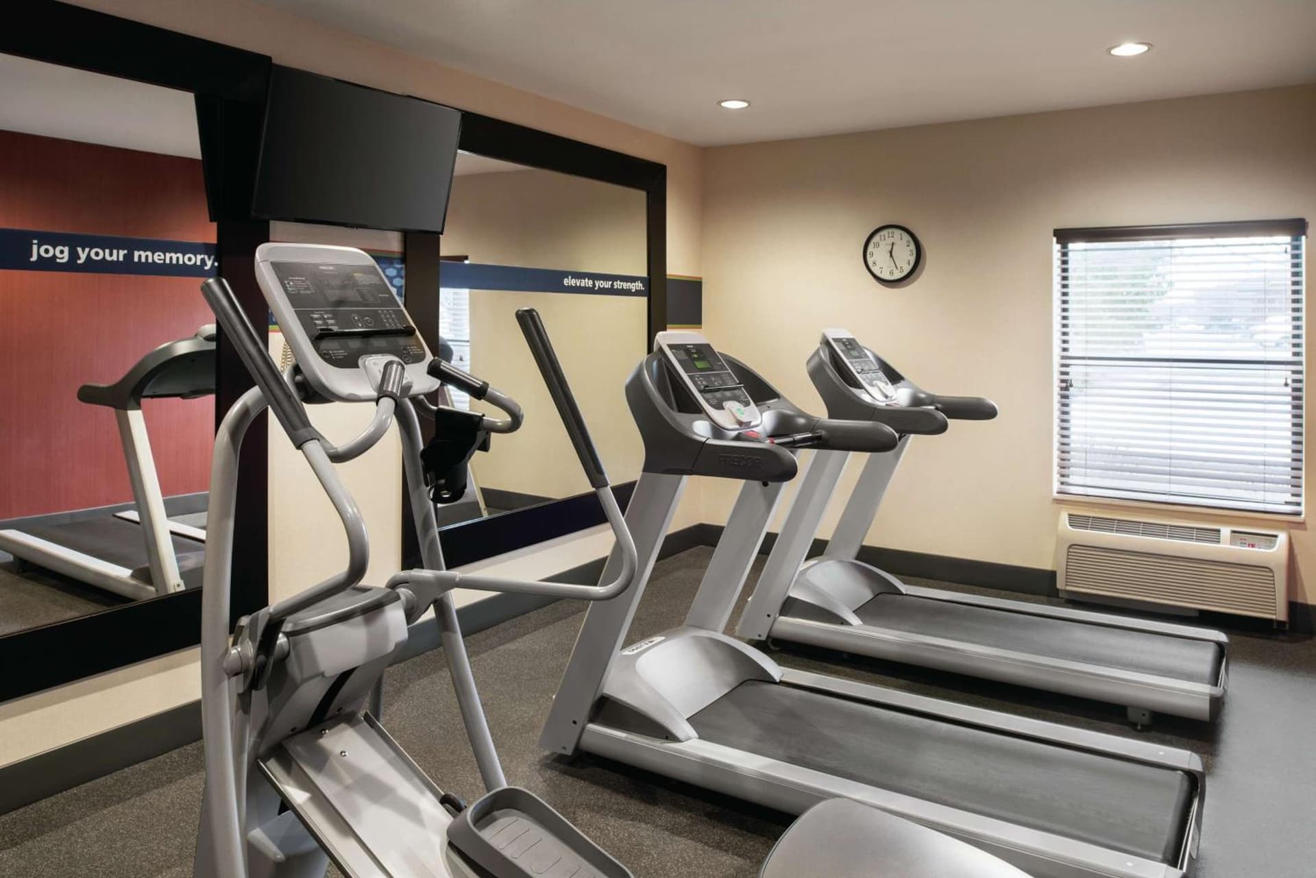 Hampton Inn Chicago-Tinley Park gallery photo in Tinley Park, IL — image 20