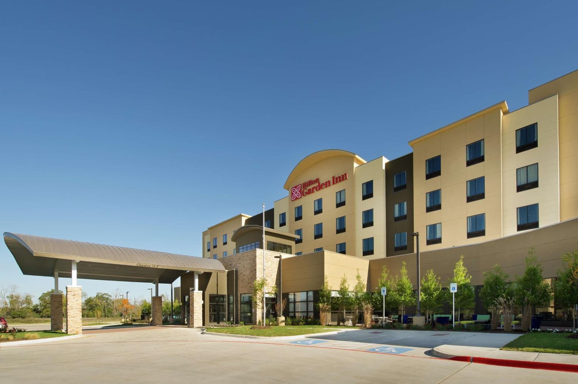 Hilton Garden Inn College Station property views in College Station, TX — gallery photo 3
