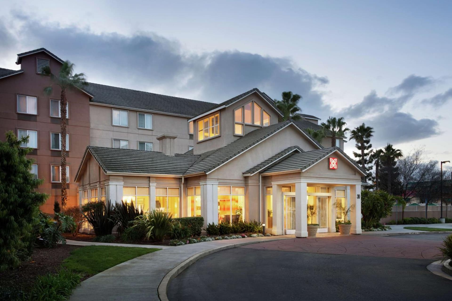 Hilton Garden Inn Gilroy interior in Gilroy, CA — gallery photo 2