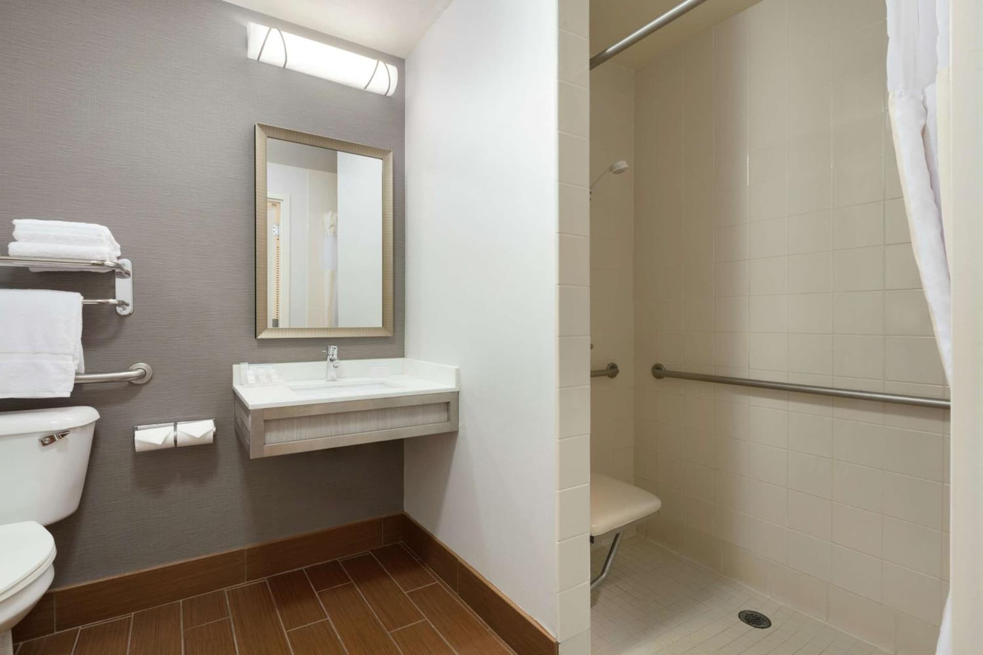 Hilton Garden Inn Gilroy gallery photo in Gilroy, CA — image 7
