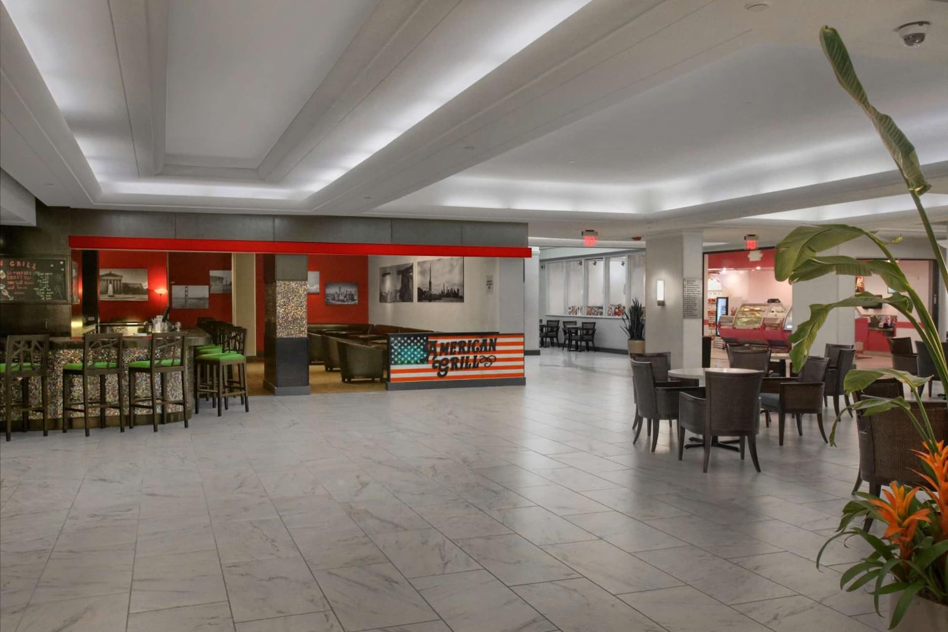DoubleTree by Hilton at the Entrance to Universal Orlando gallery photo in Orlando, FL — image 39