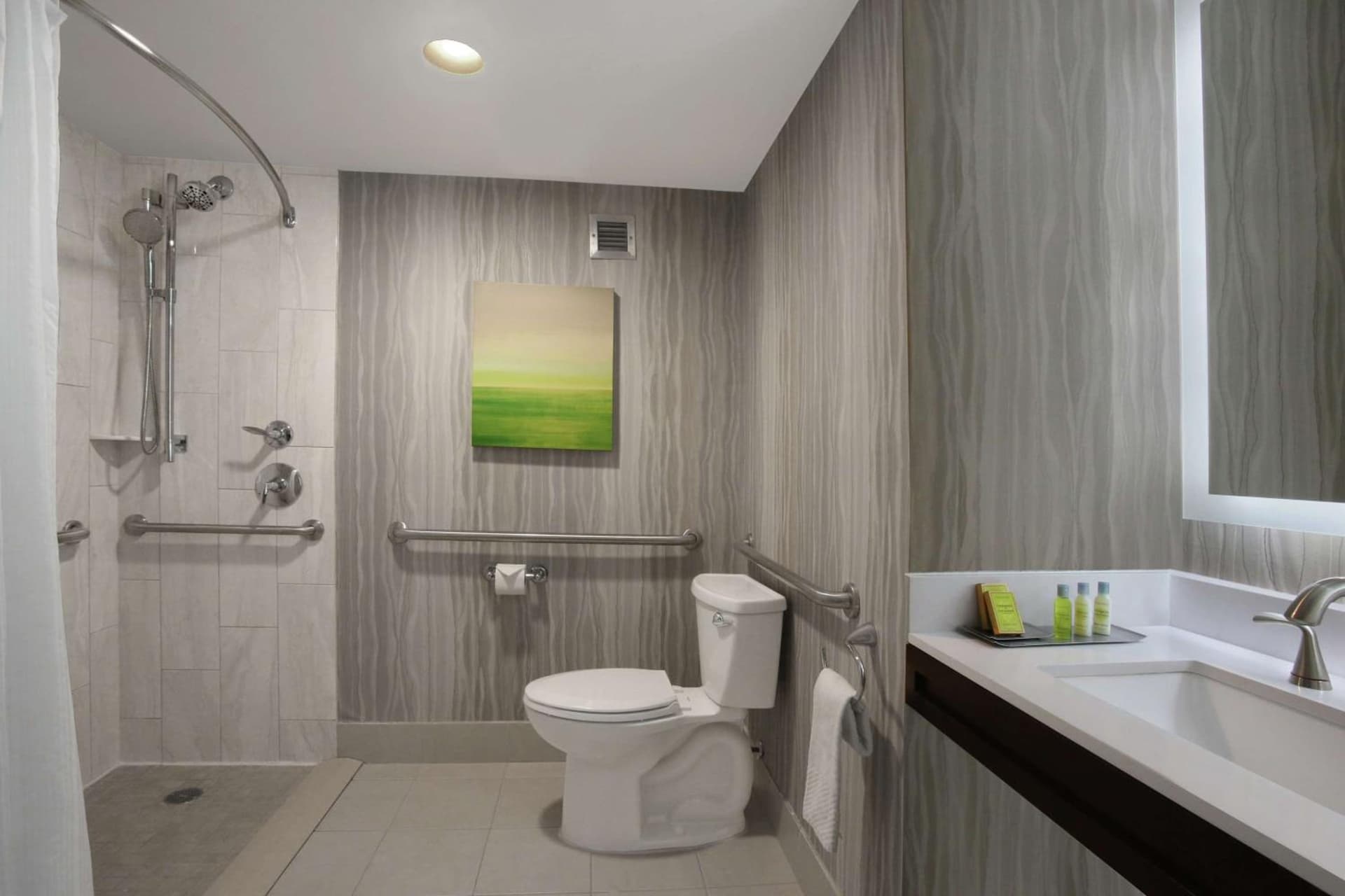 DoubleTree by Hilton at the Entrance to Universal Orlando gallery photo in Orlando, FL — image 33