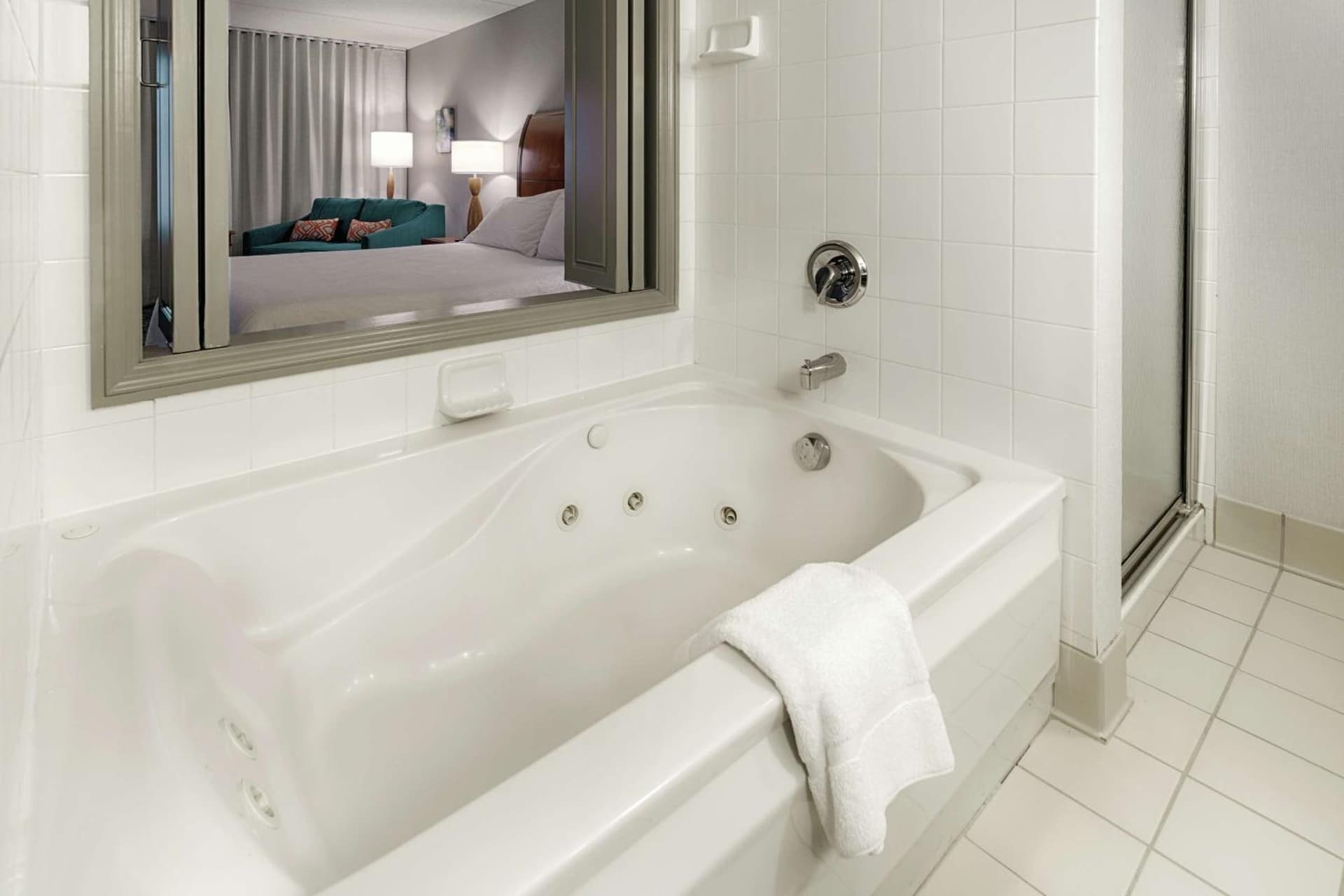 Hilton Garden Inn Cleveland/Twinsburg gallery photo in Twinsburg, OH — image 16