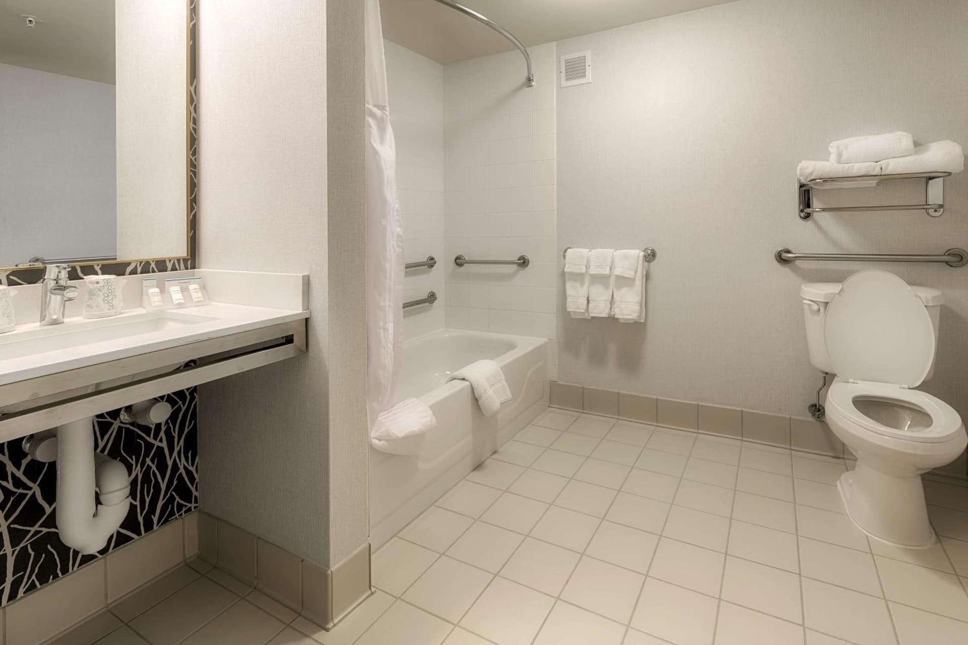Hilton Garden Inn Cleveland/Twinsburg gallery photo in Twinsburg, OH — image 21